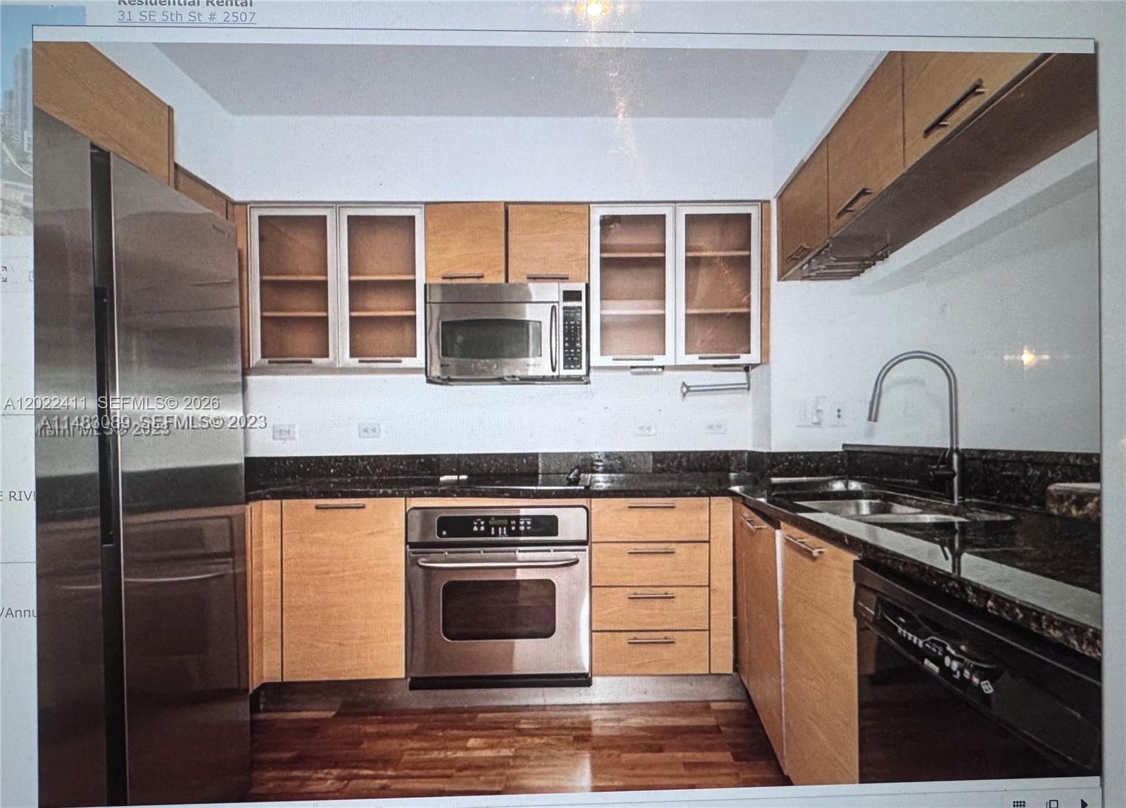 31 SE 5th St #2507, Miami FL 33131