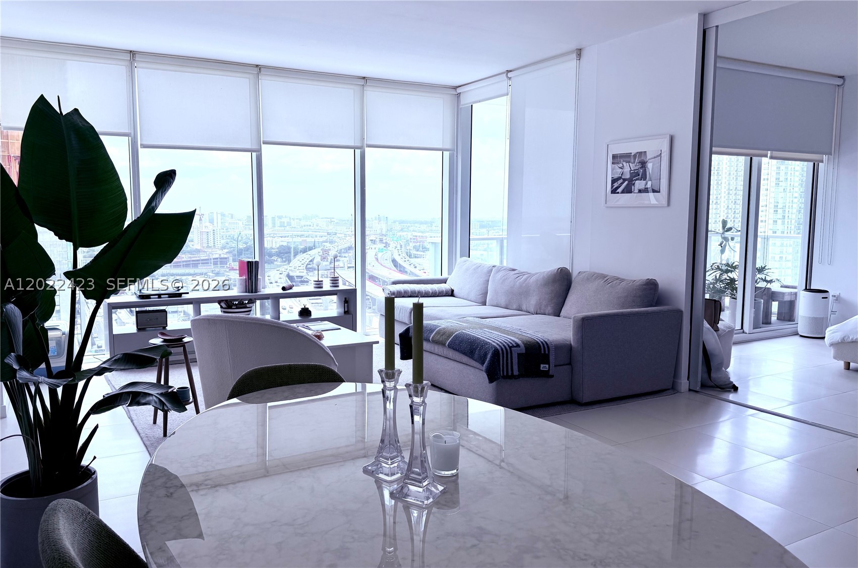 1040 Biscayne Blvd #1606, Miami FL 33132