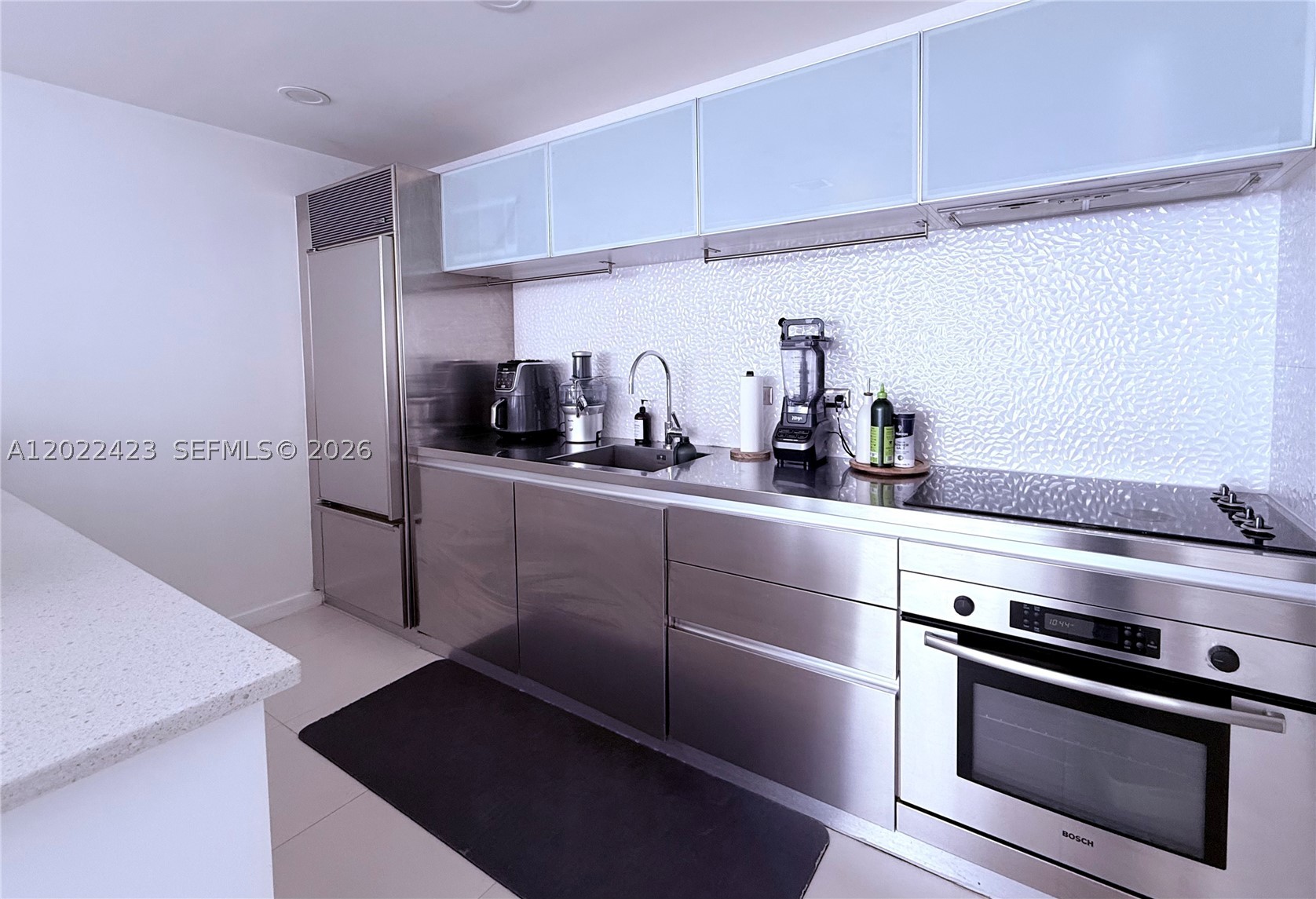 1040 Biscayne Blvd #1606, Miami FL 33132