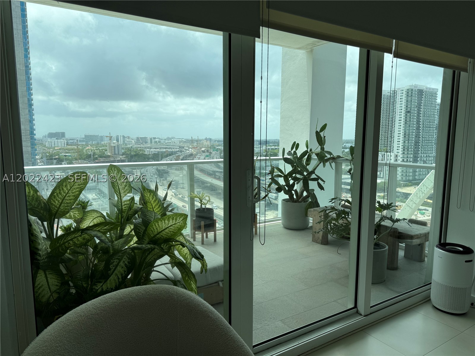 1040 Biscayne Blvd #1606, Miami FL 33132