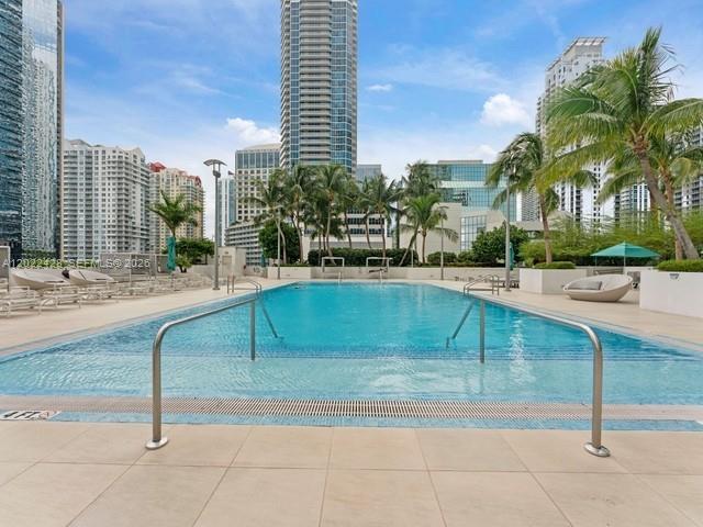 951 Brickell Ave #2808, Miami FL 33131