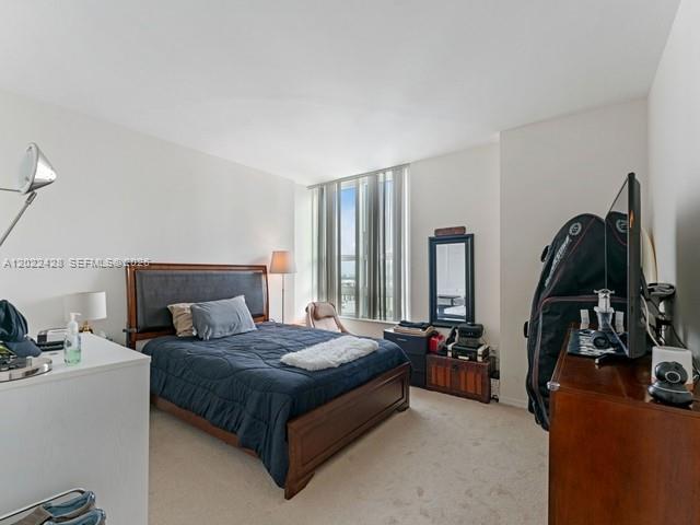 951 Brickell Ave #2808, Miami FL 33131