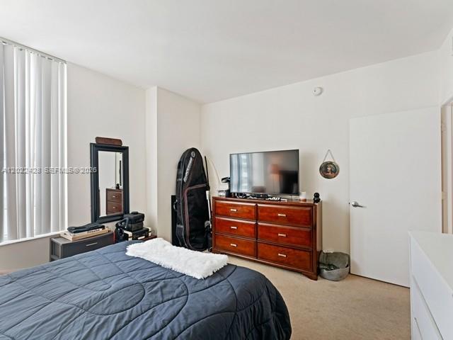 951 Brickell Ave #2808, Miami FL 33131