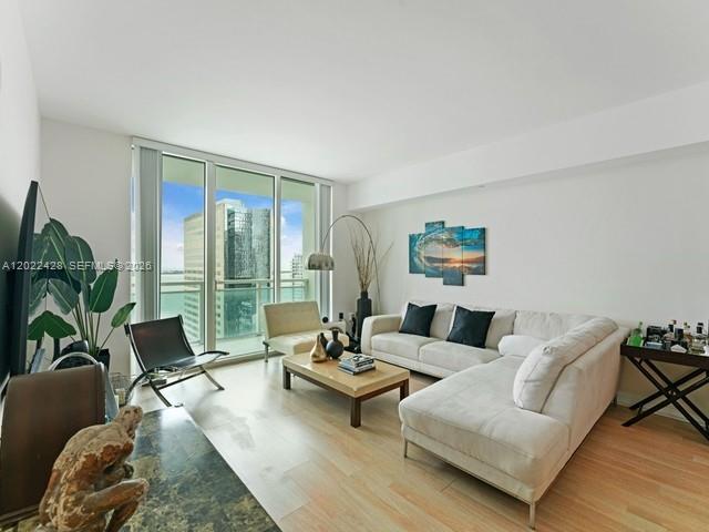 951 Brickell Ave #2808, Miami FL 33131
