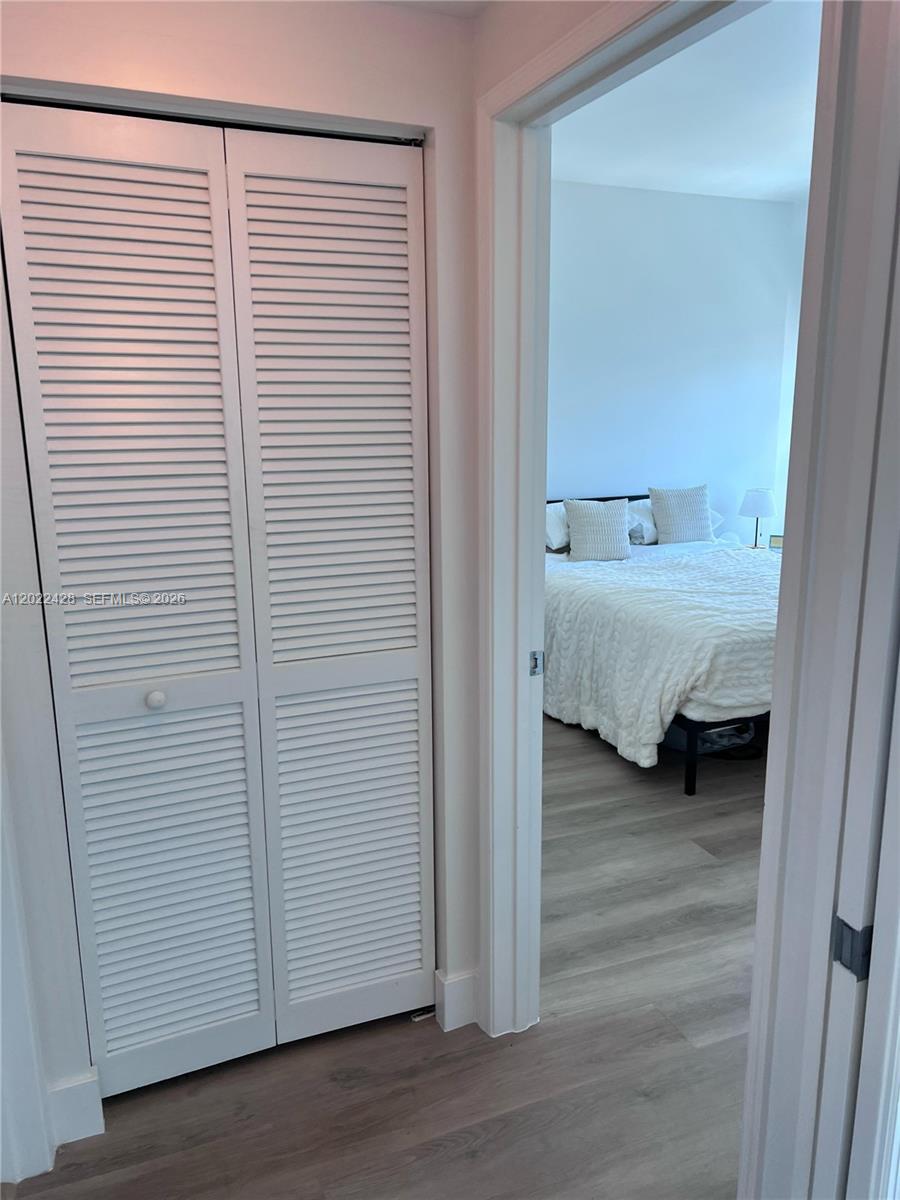 951 Brickell Ave #2808, Miami FL 33131