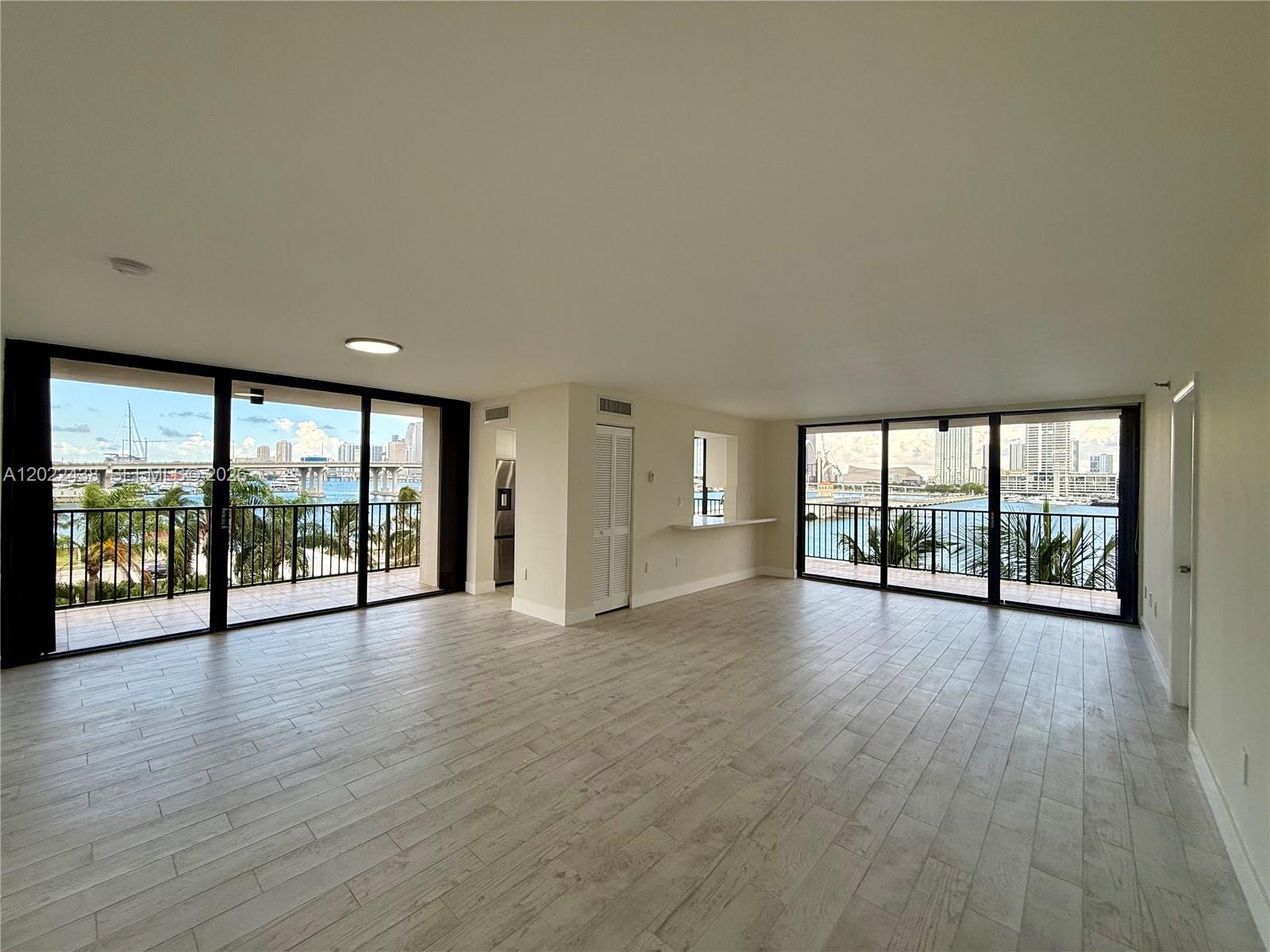 801 N Venetian Dr #408, Miami FL 33139