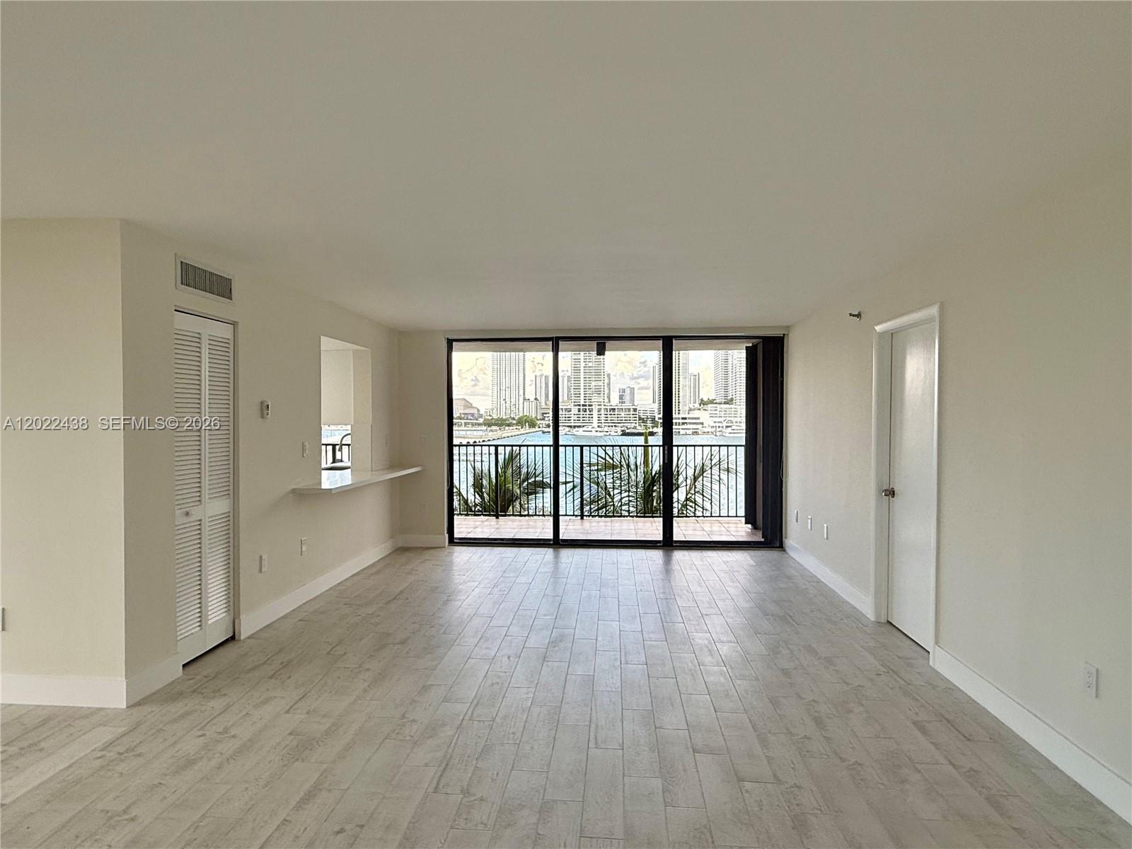 801 N Venetian Dr #408, Miami FL 33139