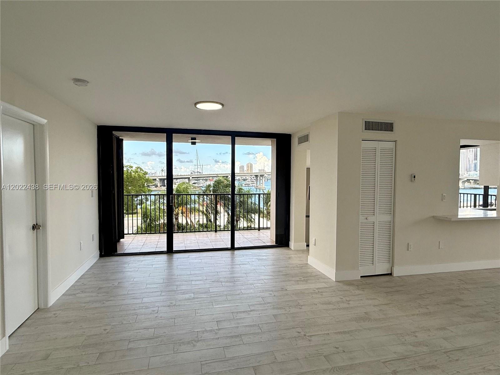 801 N Venetian Dr #408, Miami FL 33139