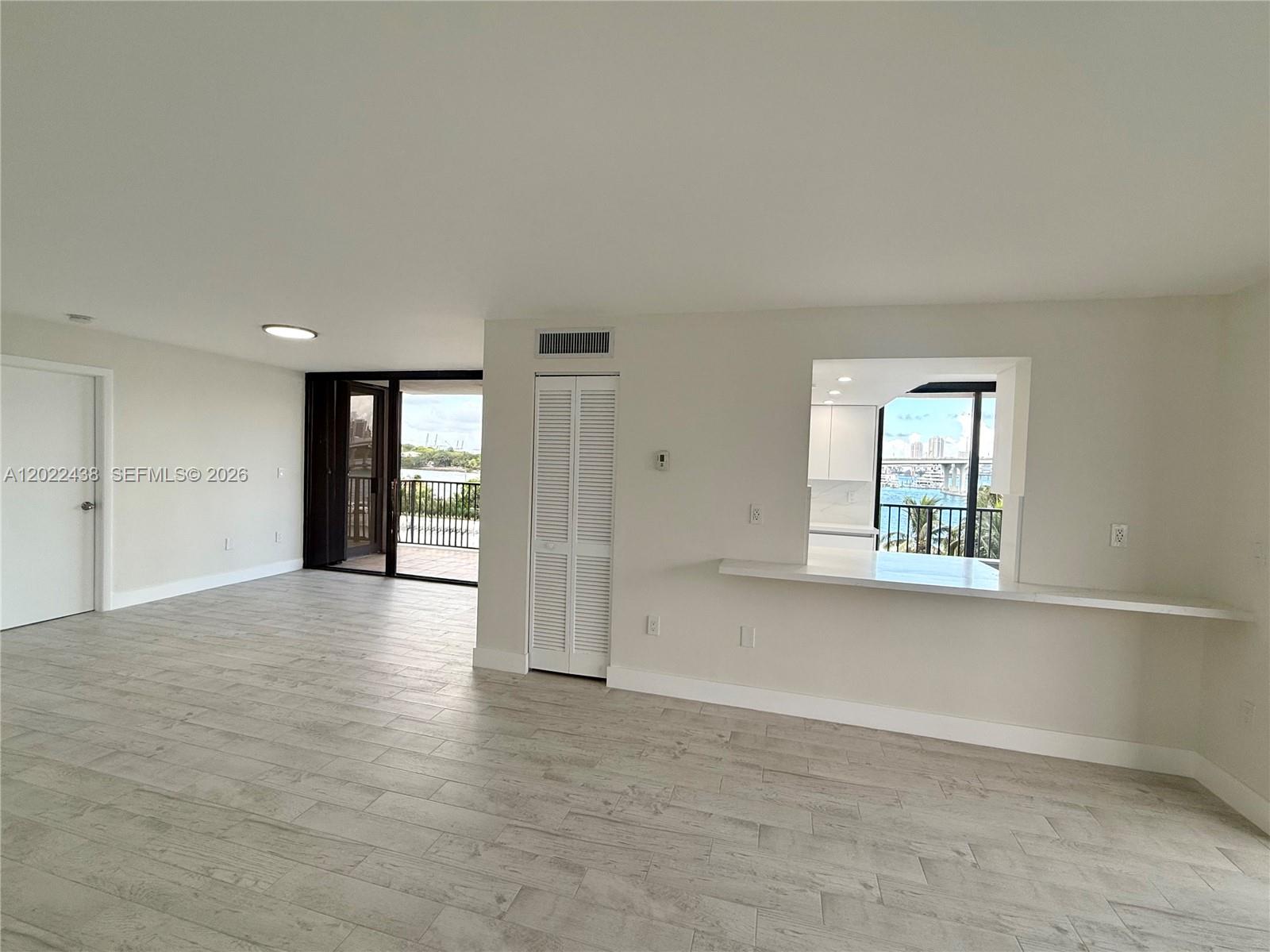 801 N Venetian Dr #408, Miami FL 33139