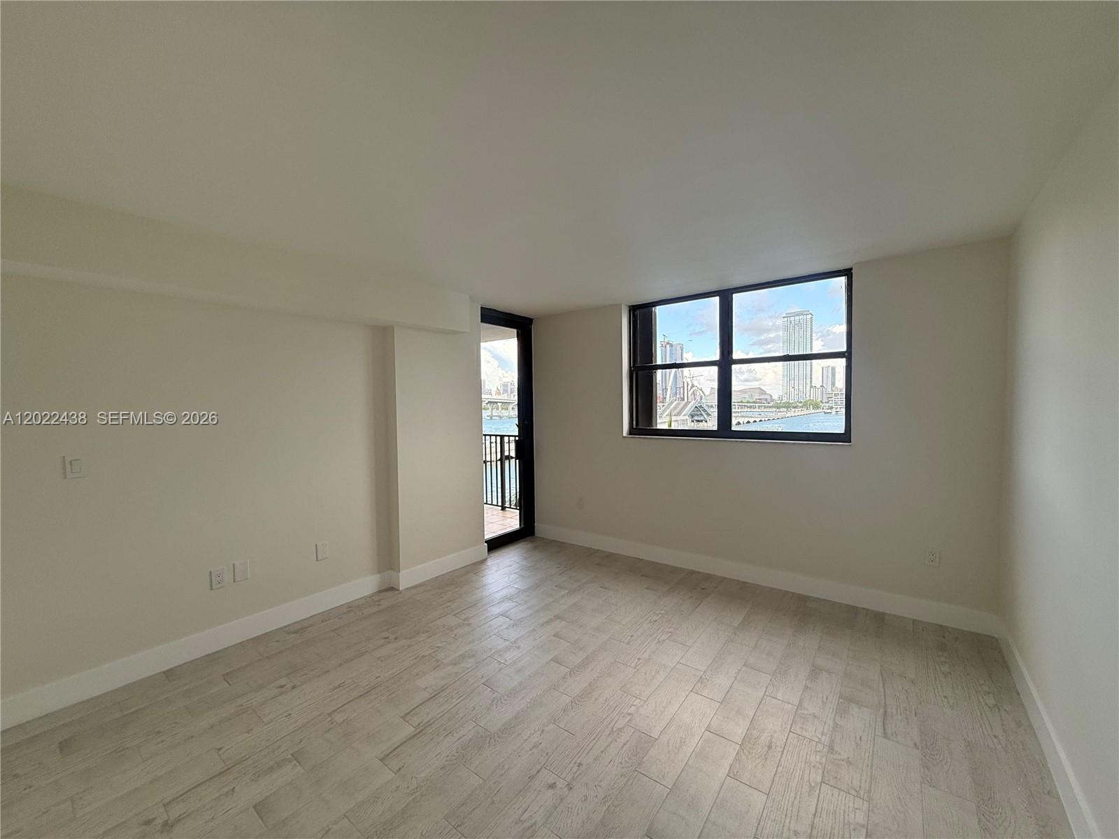 801 N Venetian Dr #408, Miami FL 33139