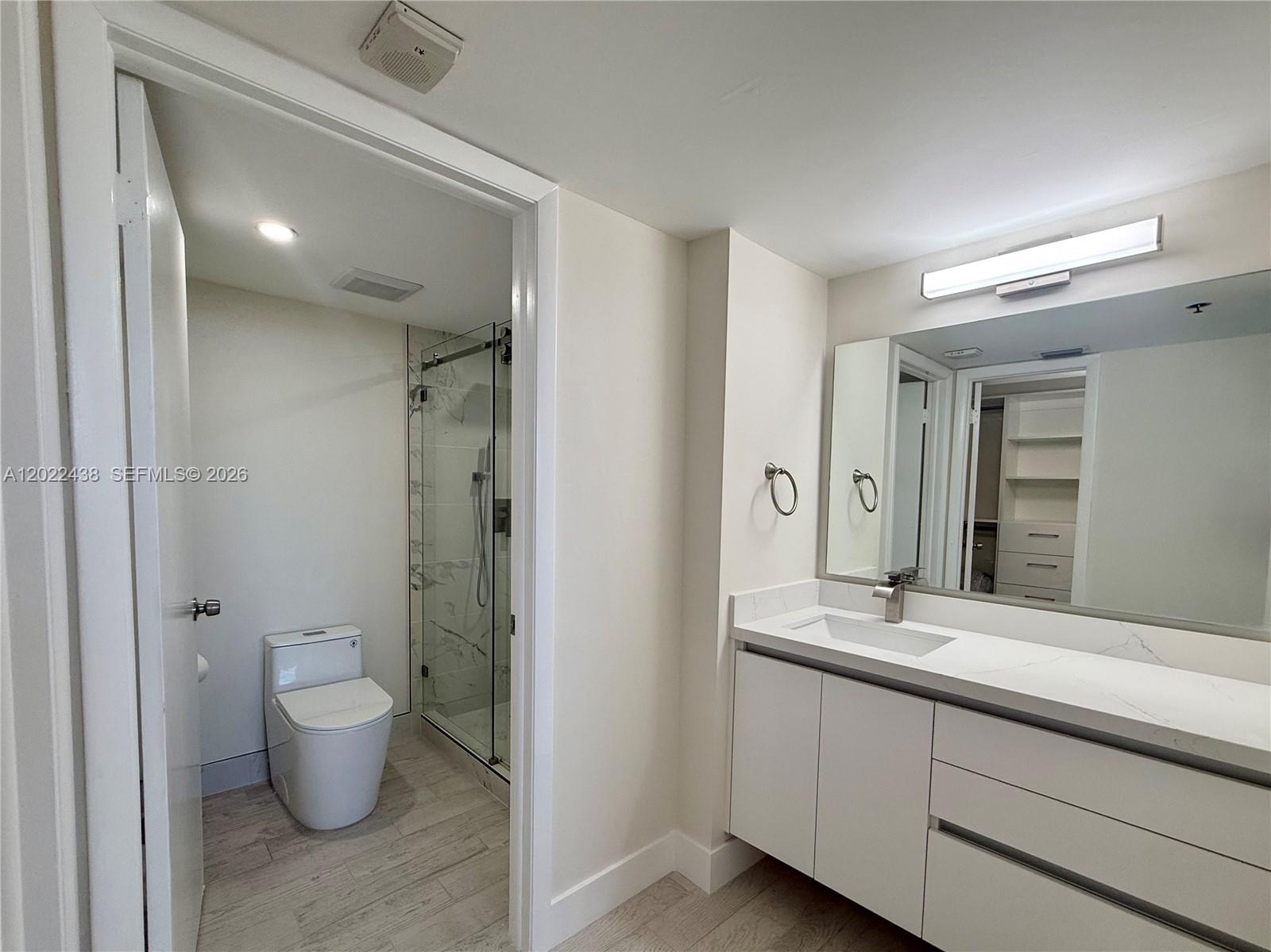 801 N Venetian Dr #408, Miami FL 33139