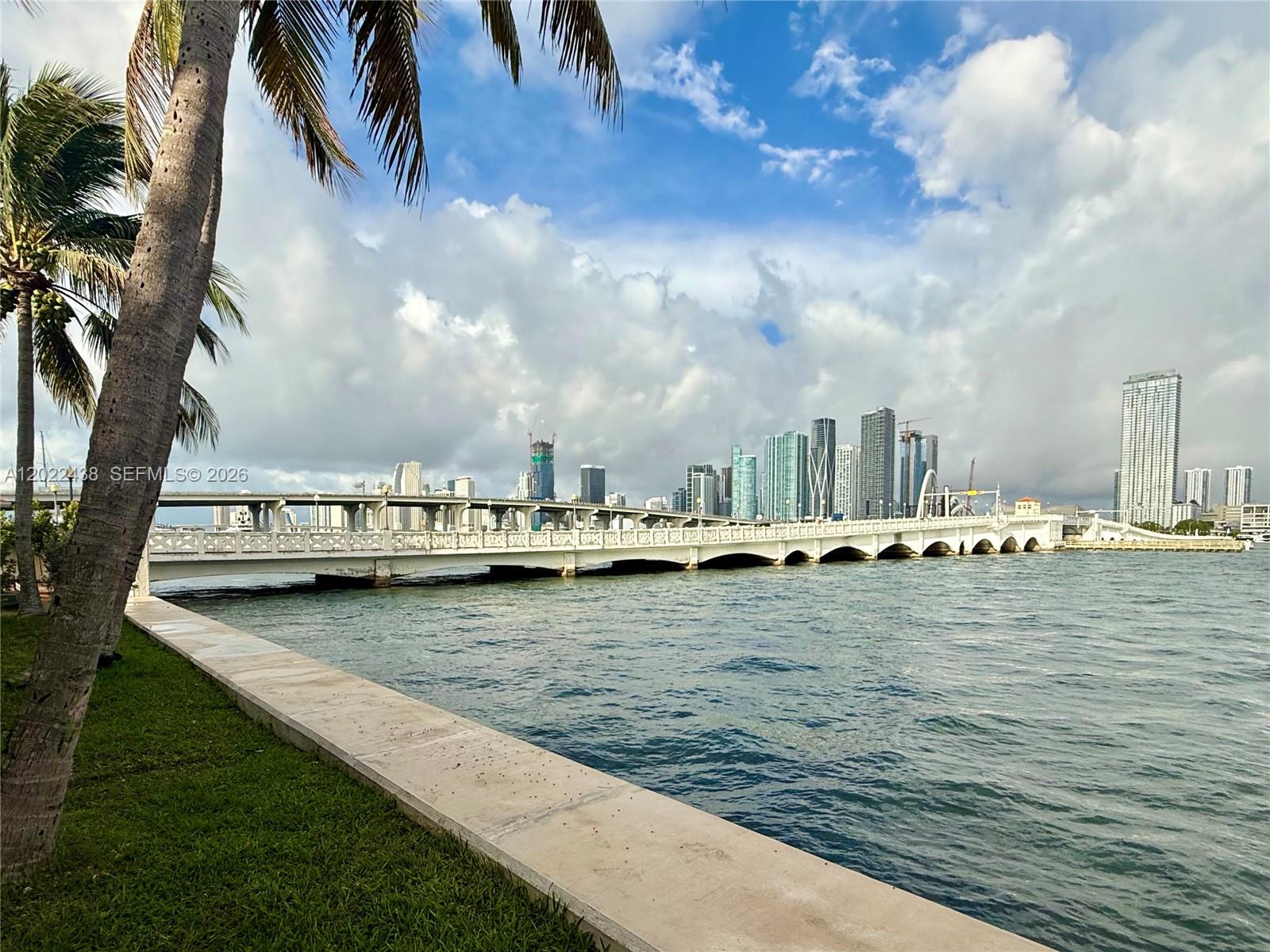 801 N Venetian Dr #408, Miami FL 33139