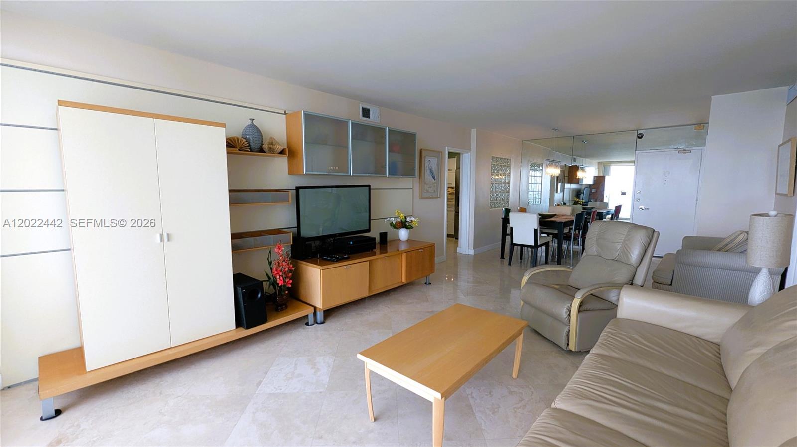 5161 Collins Ave #1217, Miami Beach FL 33140