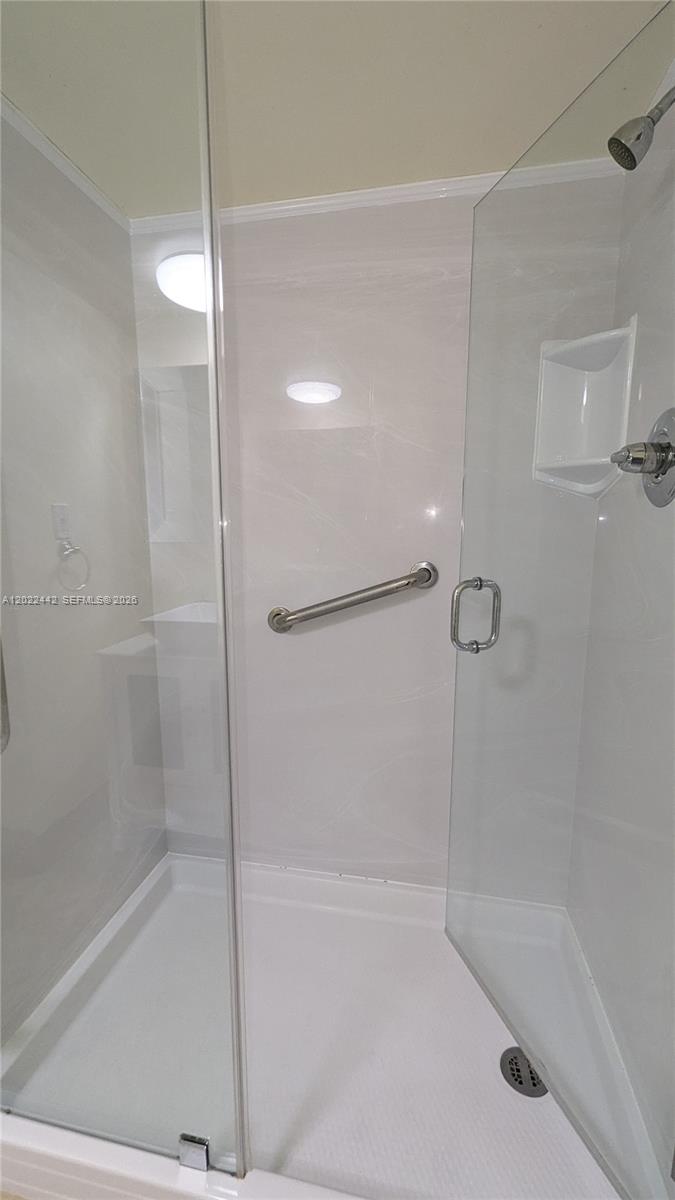 5161 Collins Ave #1217, Miami Beach FL 33140