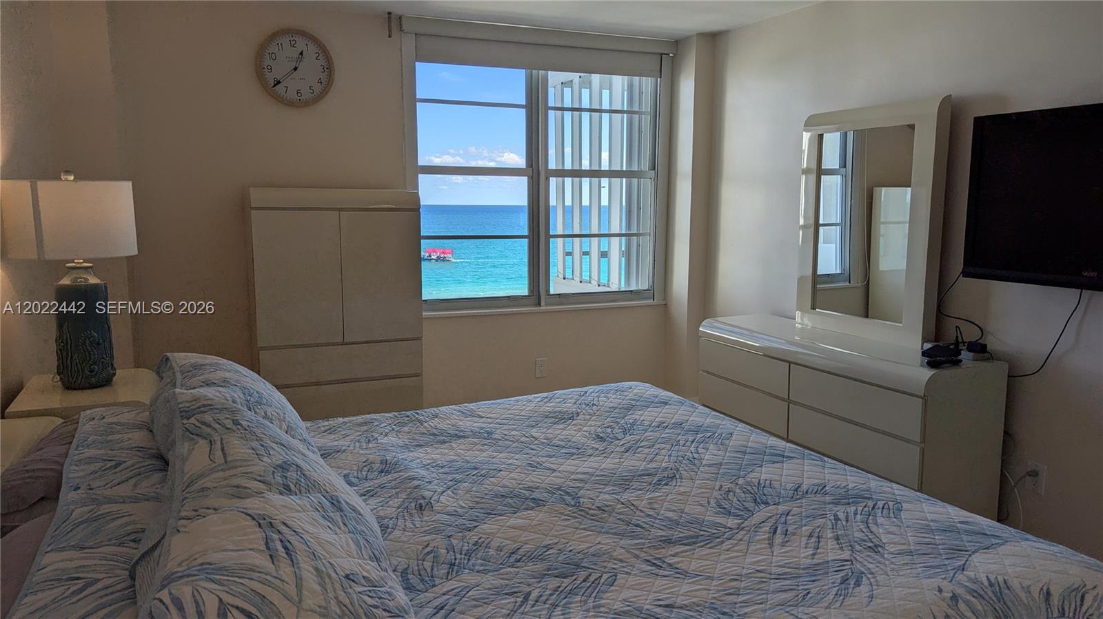 5161 Collins Ave #1217, Miami Beach FL 33140