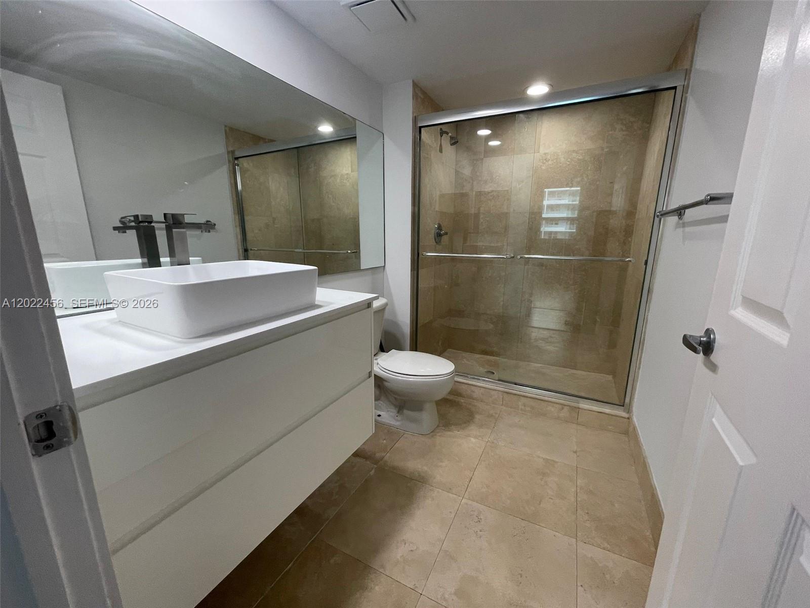 1155 Brickell Bay Dr #1102, Miami FL 33131