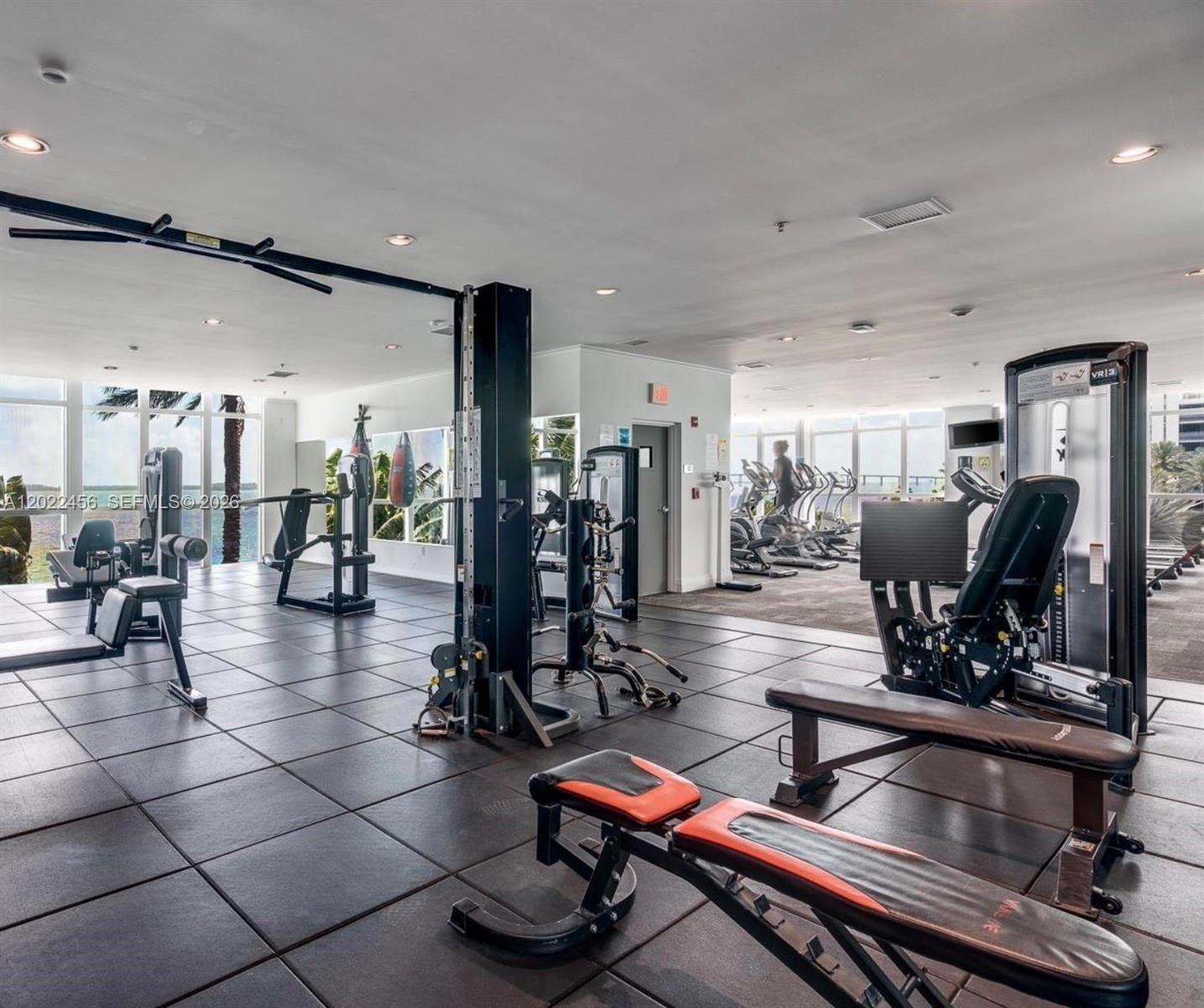1155 Brickell Bay Dr #1102, Miami FL 33131