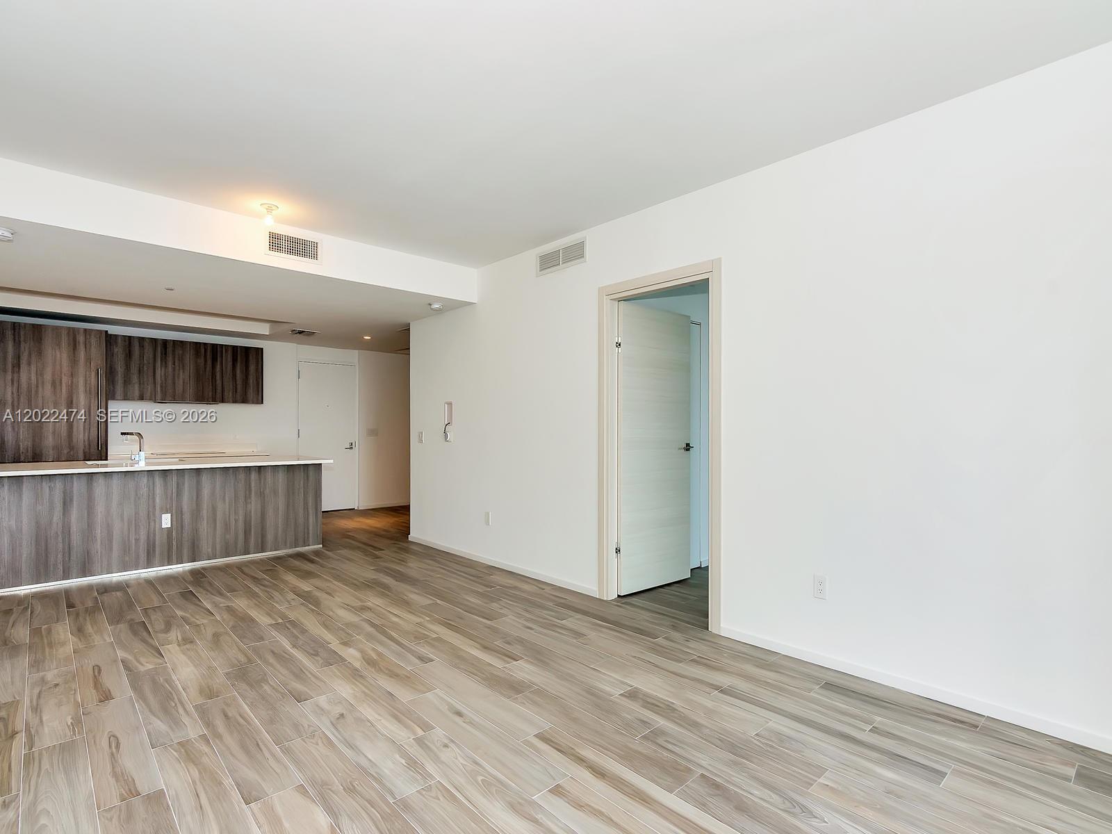 801 S Miami Ave #2310, Miami FL 33131