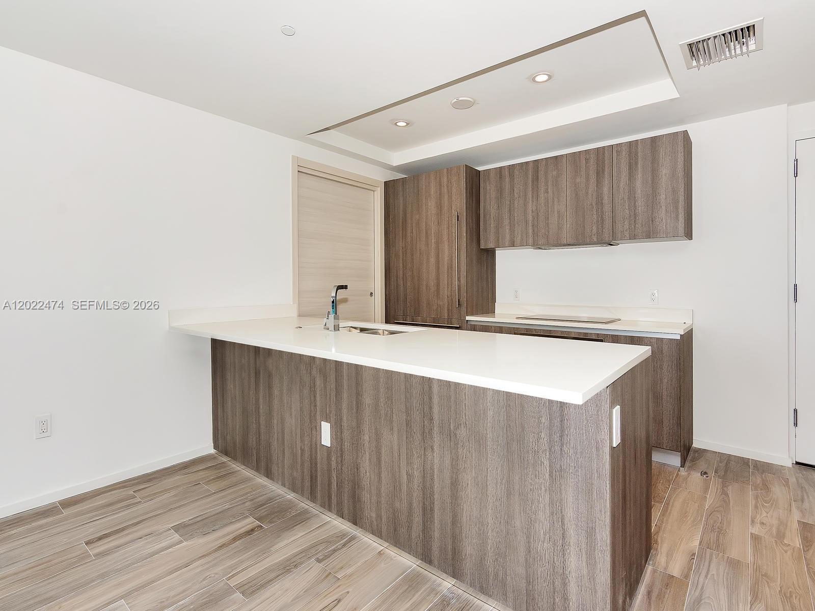 801 S Miami Ave #2310, Miami FL 33131