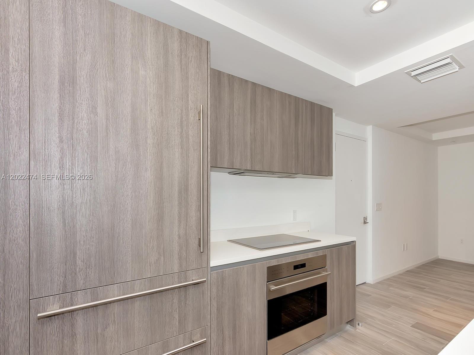 801 S Miami Ave #2310, Miami FL 33131