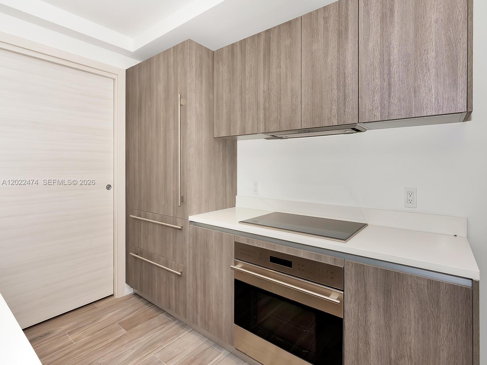 801 S Miami Ave #2310, Miami FL 33131
