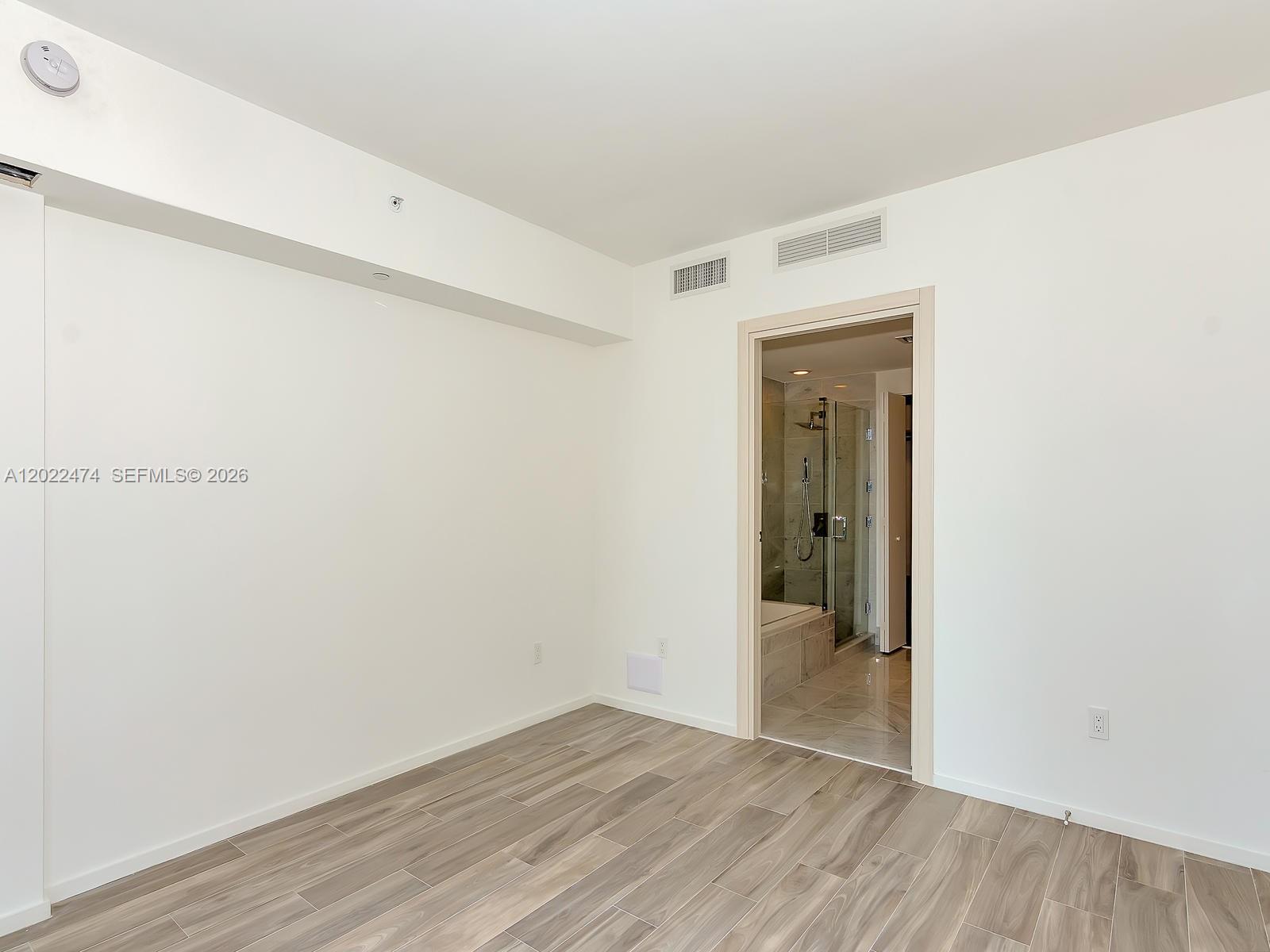801 S Miami Ave #2310, Miami FL 33131