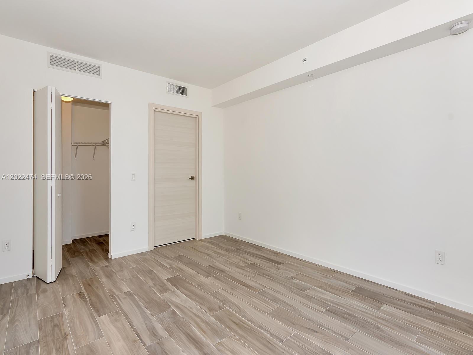 801 S Miami Ave #2310, Miami FL 33131