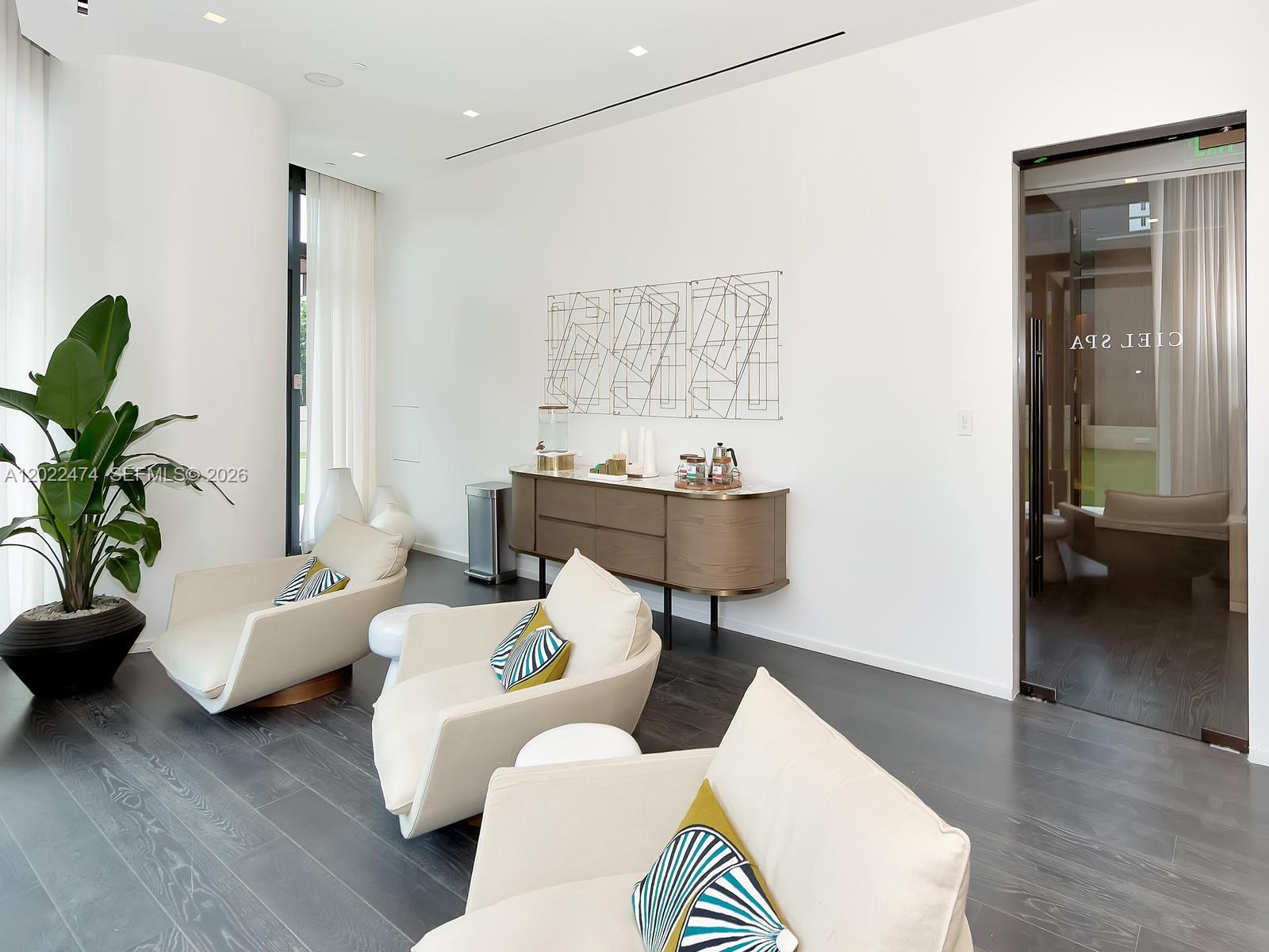 801 S Miami Ave #2310, Miami FL 33131