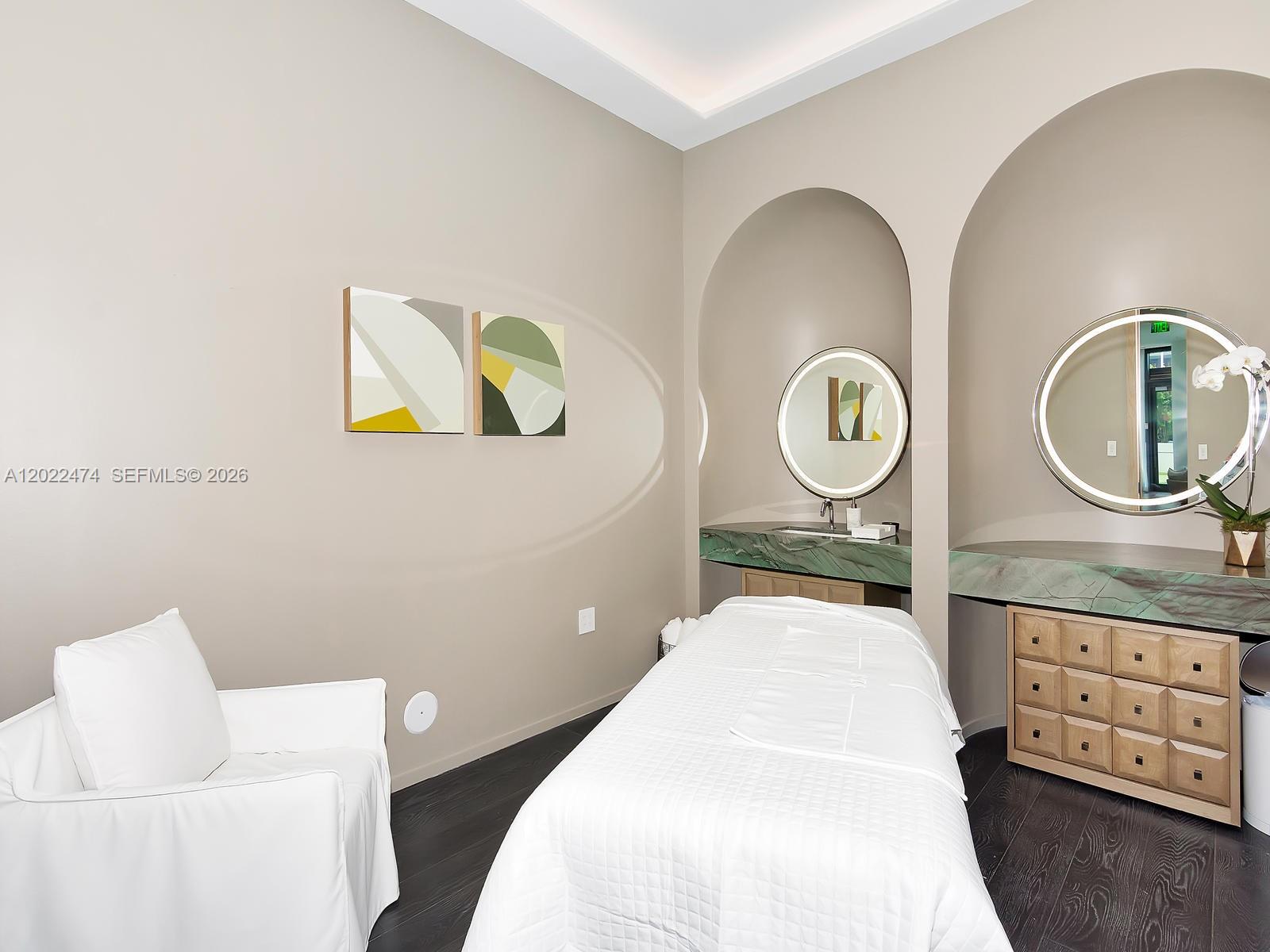 801 S Miami Ave #2310, Miami FL 33131