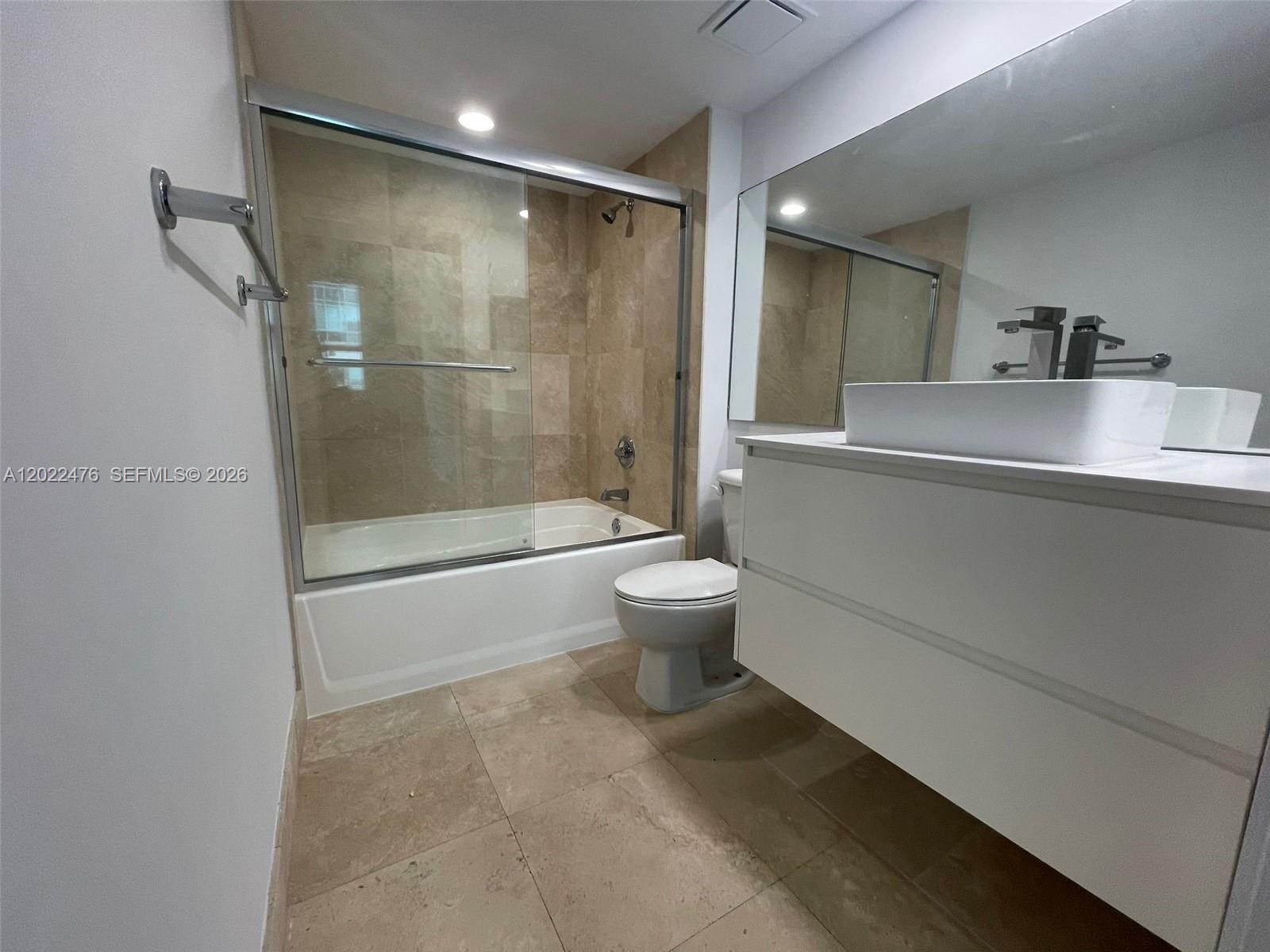 1155 Brickell Bay Dr #1102, Miami FL 33131
