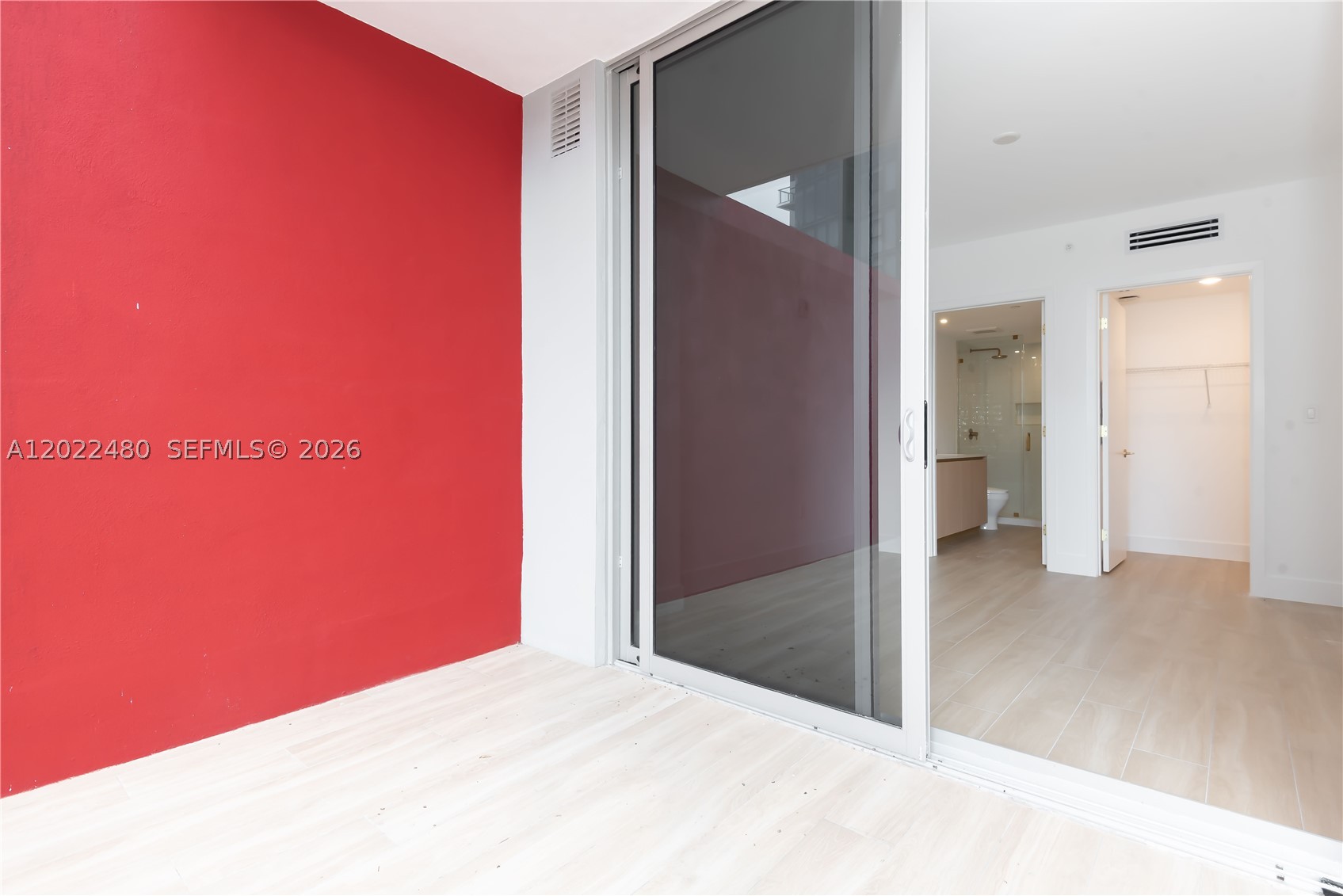 90 NE 32 #608, Miami FL 33137