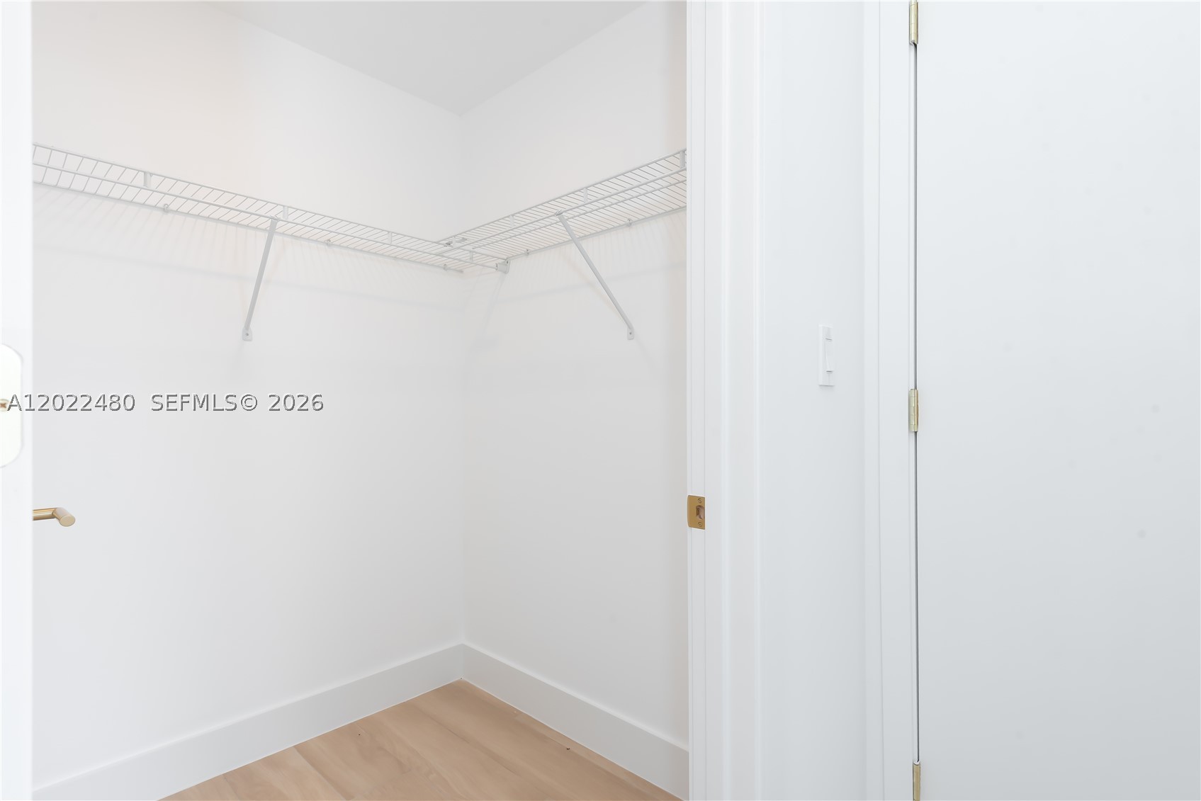 90 NE 32 #608, Miami FL 33137