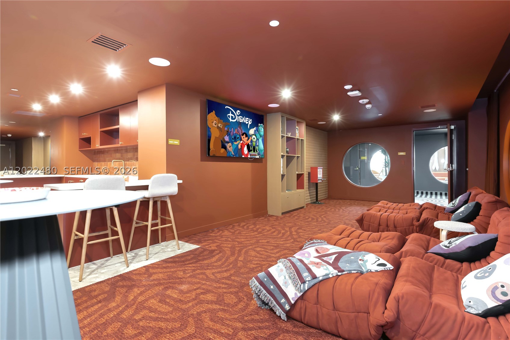 90 NE 32 #608, Miami FL 33137