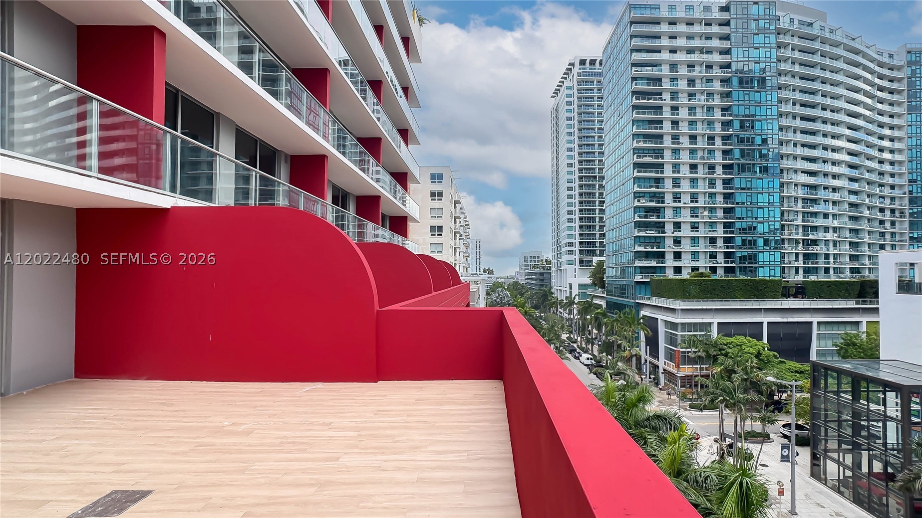 90 NE 32 #608, Miami FL 33137