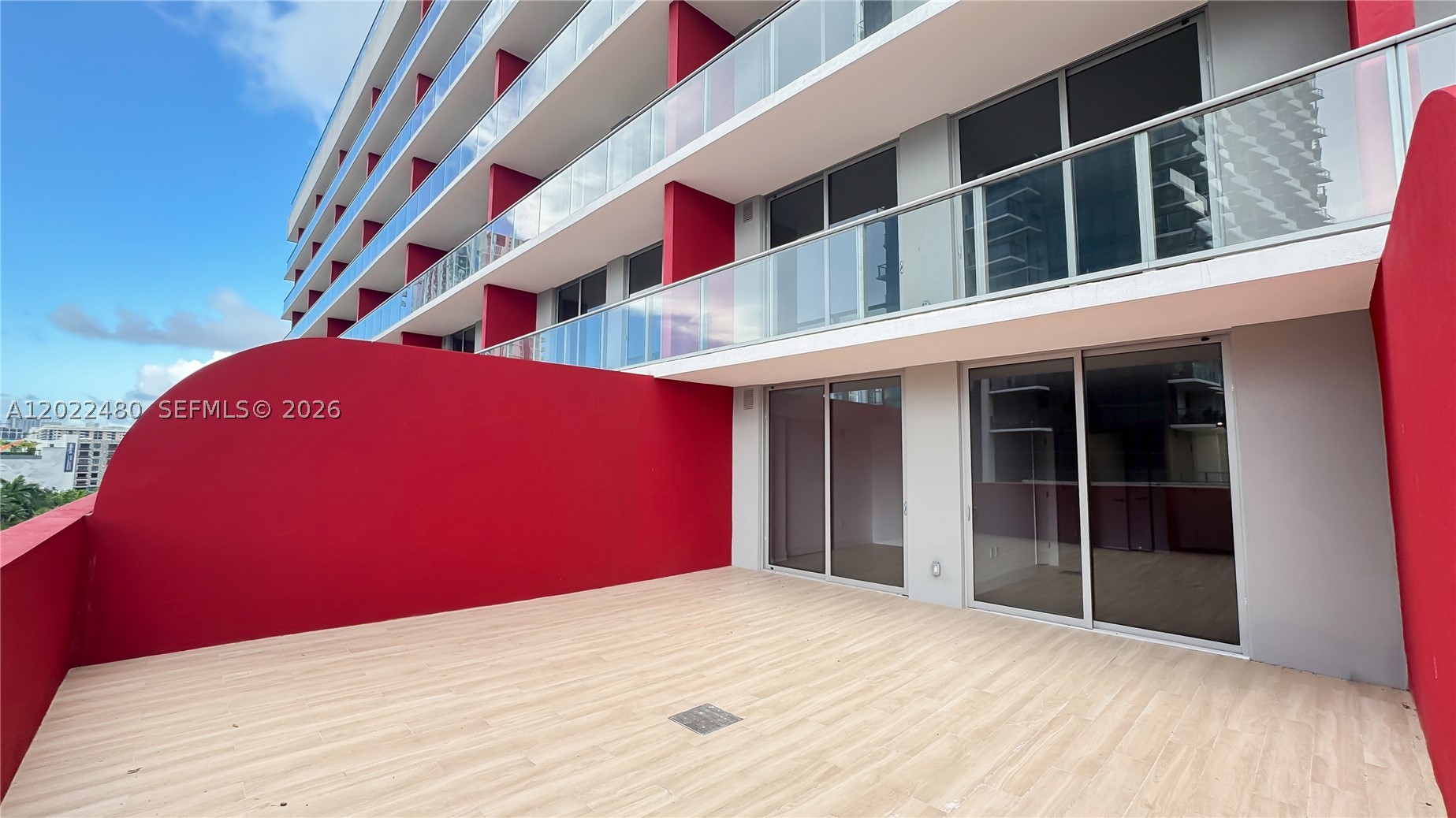 90 NE 32 #608, Miami FL 33137