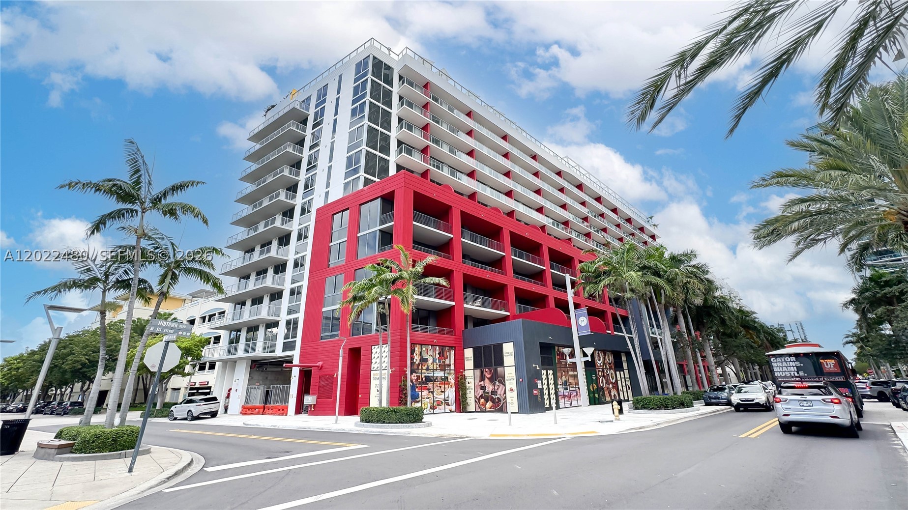 90 NE 32 #608, Miami FL 33137