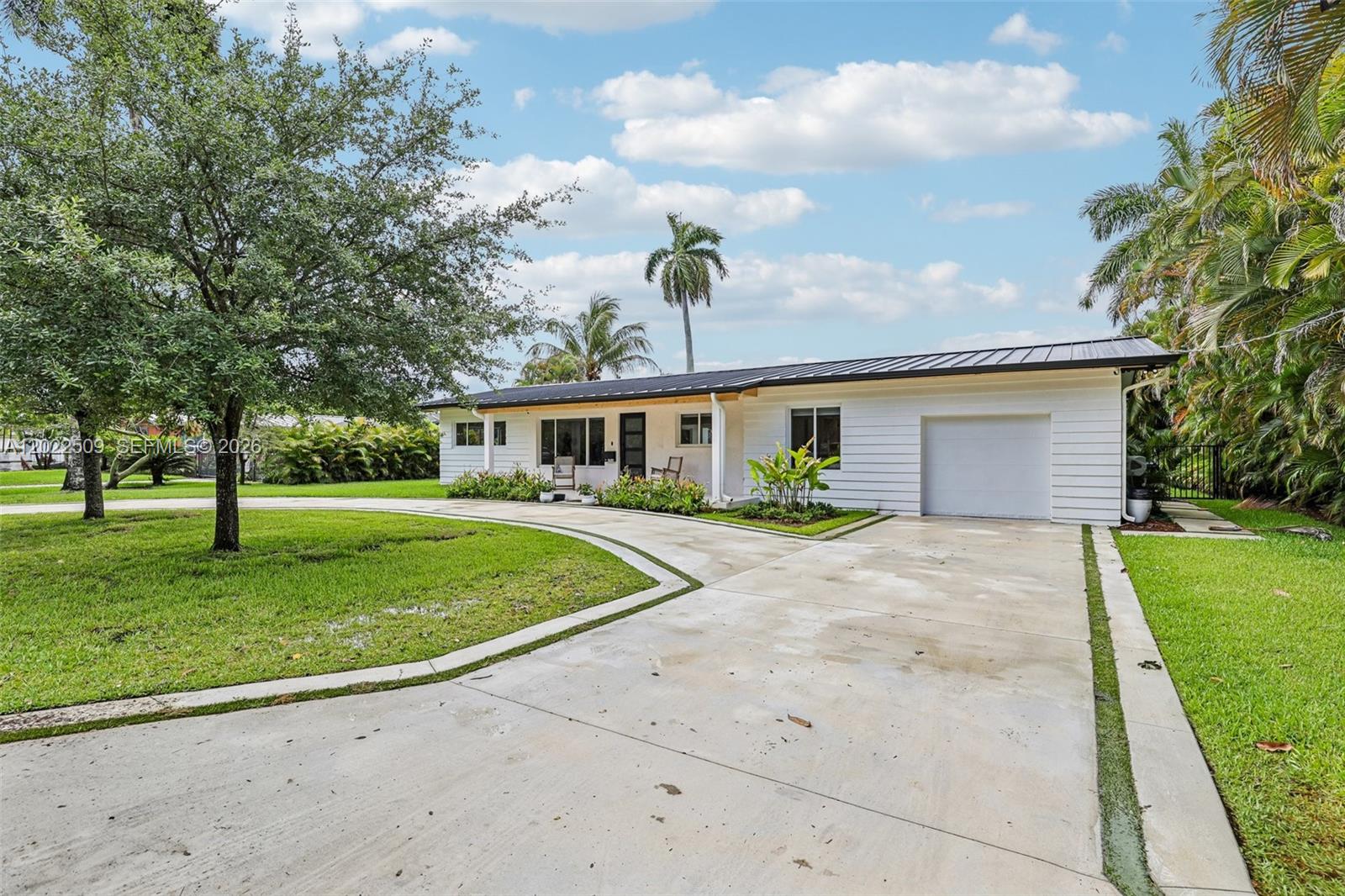5620 SW 63rd Ct, South Miami FL 33143