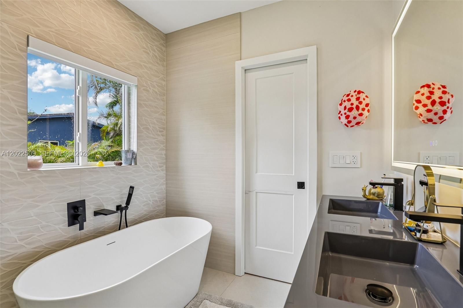 5620 SW 63rd Ct, South Miami FL 33143