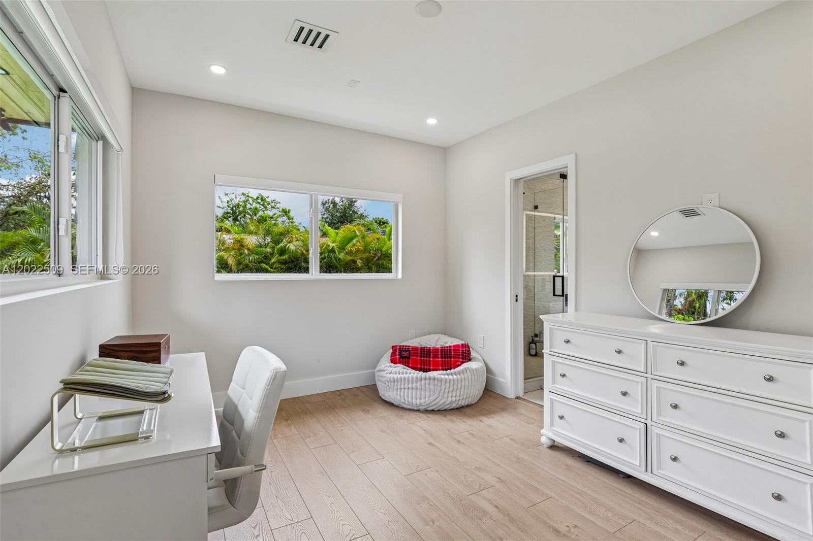 5620 SW 63rd Ct, South Miami FL 33143