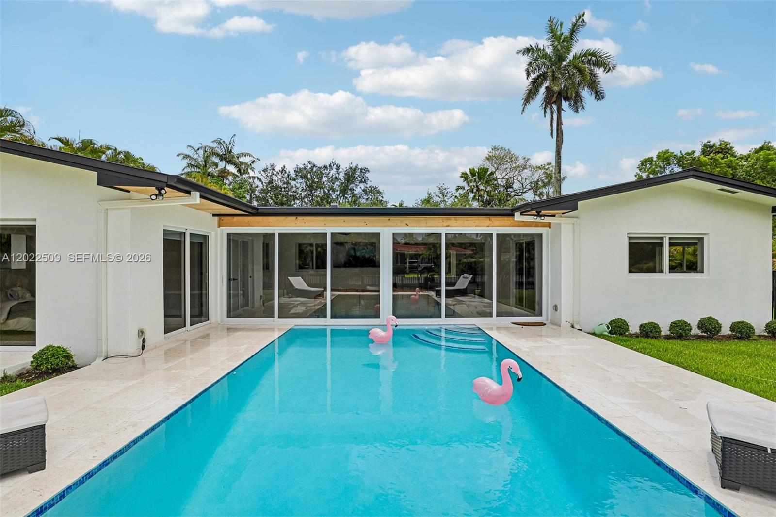 5620 SW 63rd Ct, South Miami FL 33143