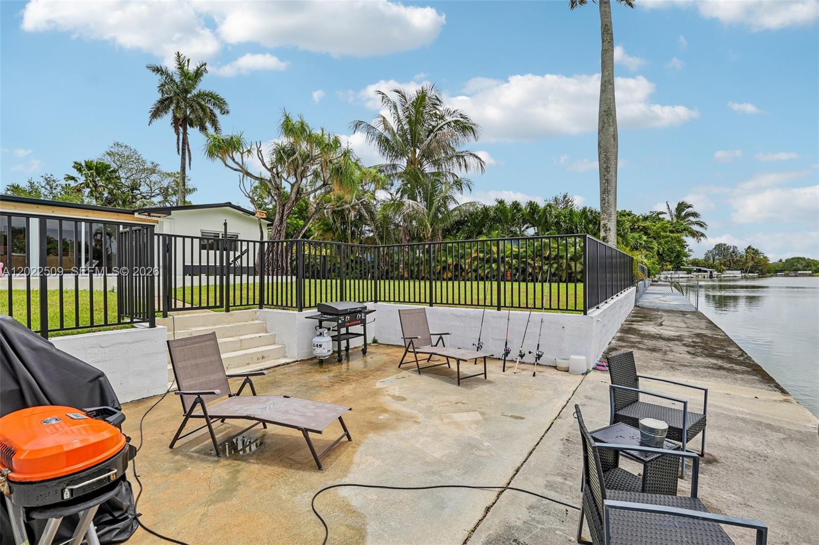 5620 SW 63rd Ct, South Miami FL 33143