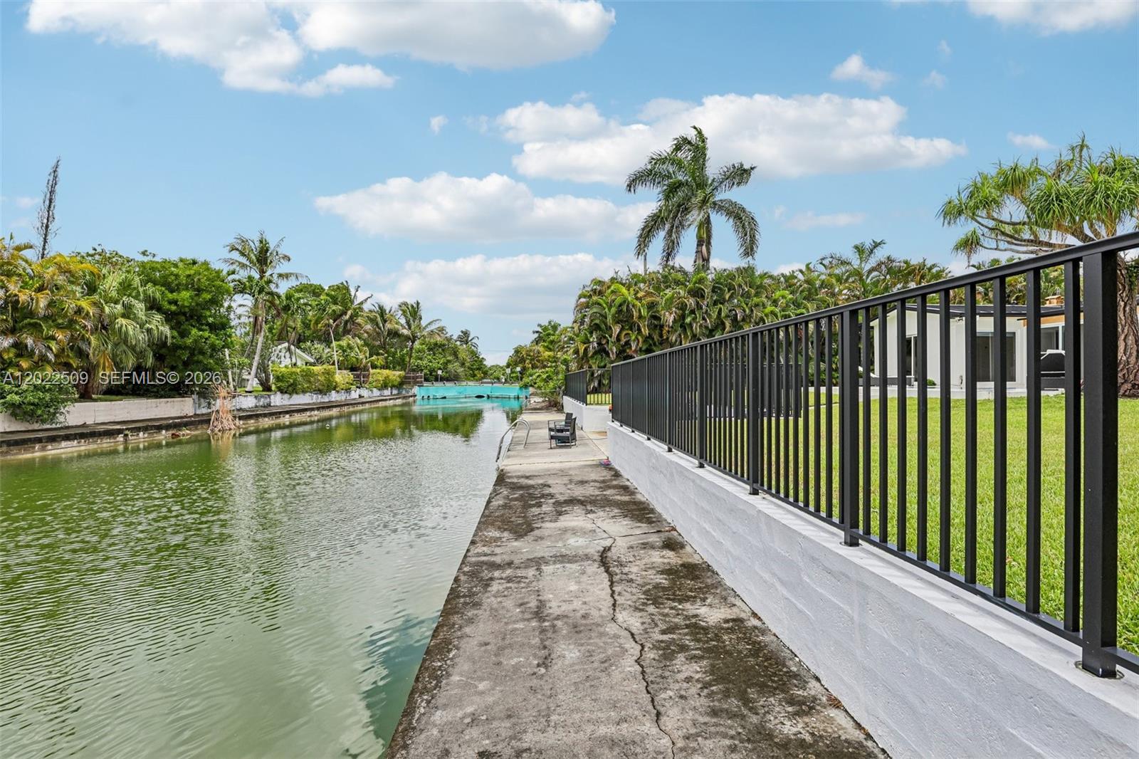 5620 SW 63rd Ct, South Miami FL 33143