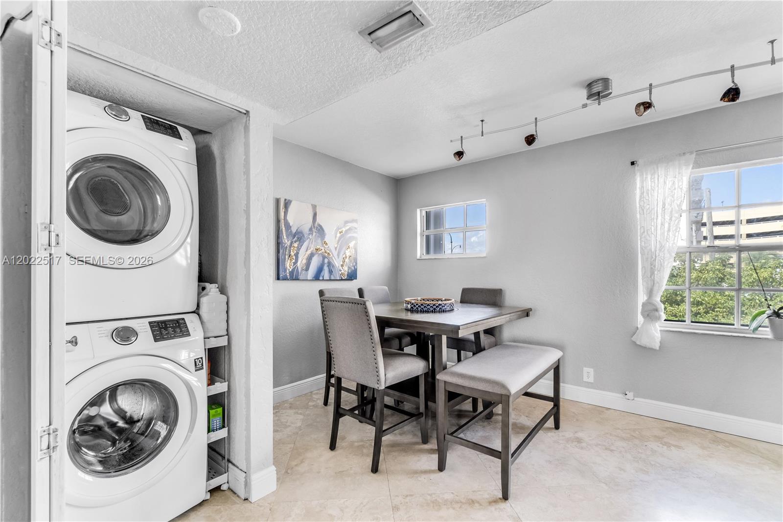 349 Virginia St #349, Hollywood FL 33019