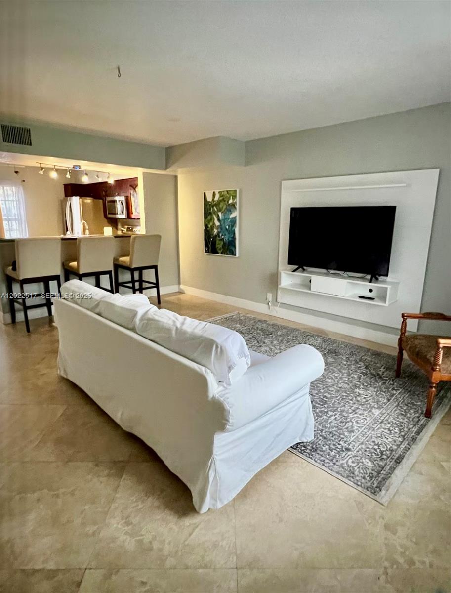 349 Virginia St #349, Hollywood FL 33019
