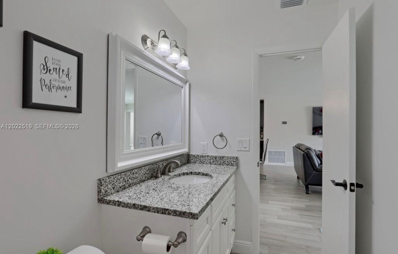 876 Gardenia Dr, Royal Palm Beach FL 33411