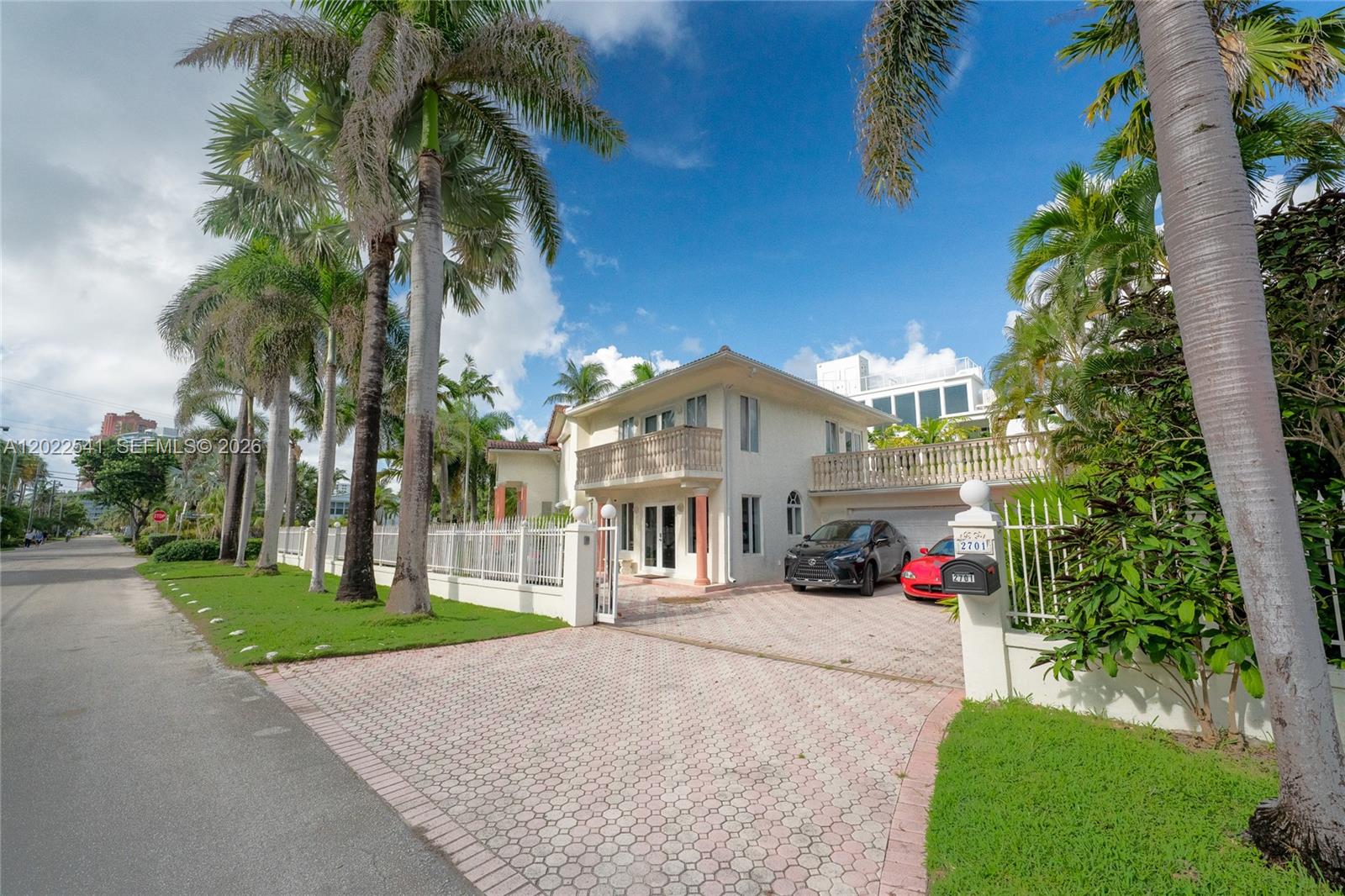 2701 N Atlantic Blvd, Fort Lauderdale FL 33308