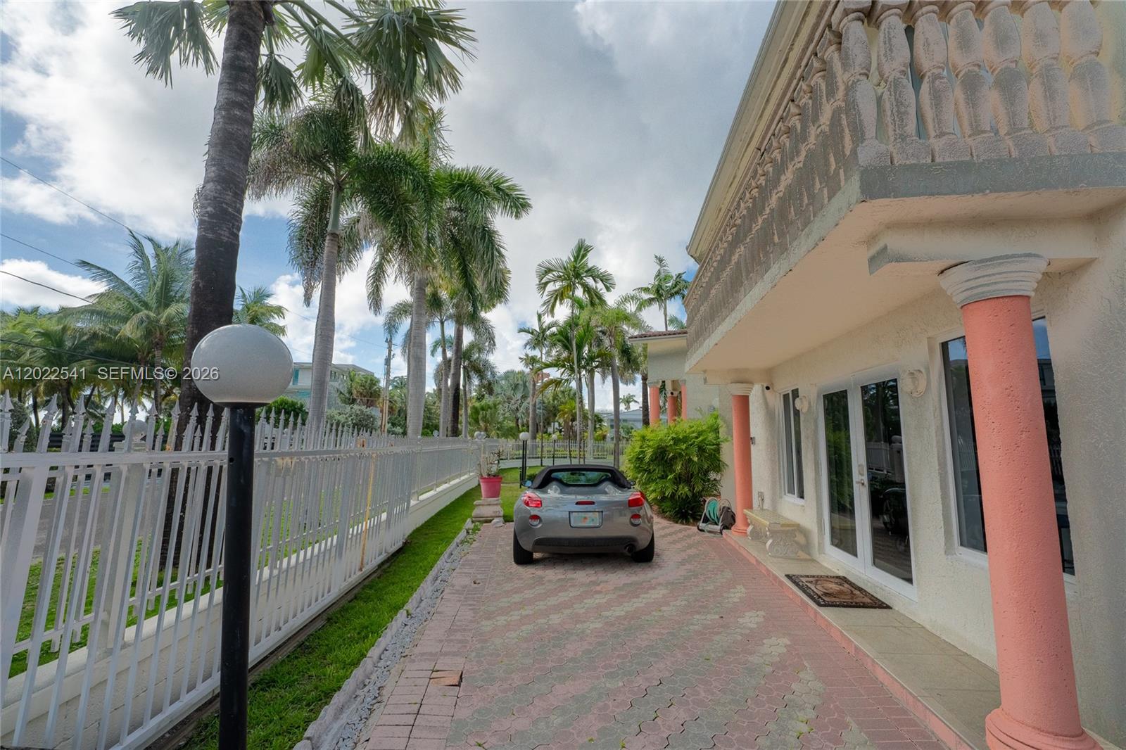 2701 N Atlantic Blvd, Fort Lauderdale FL 33308