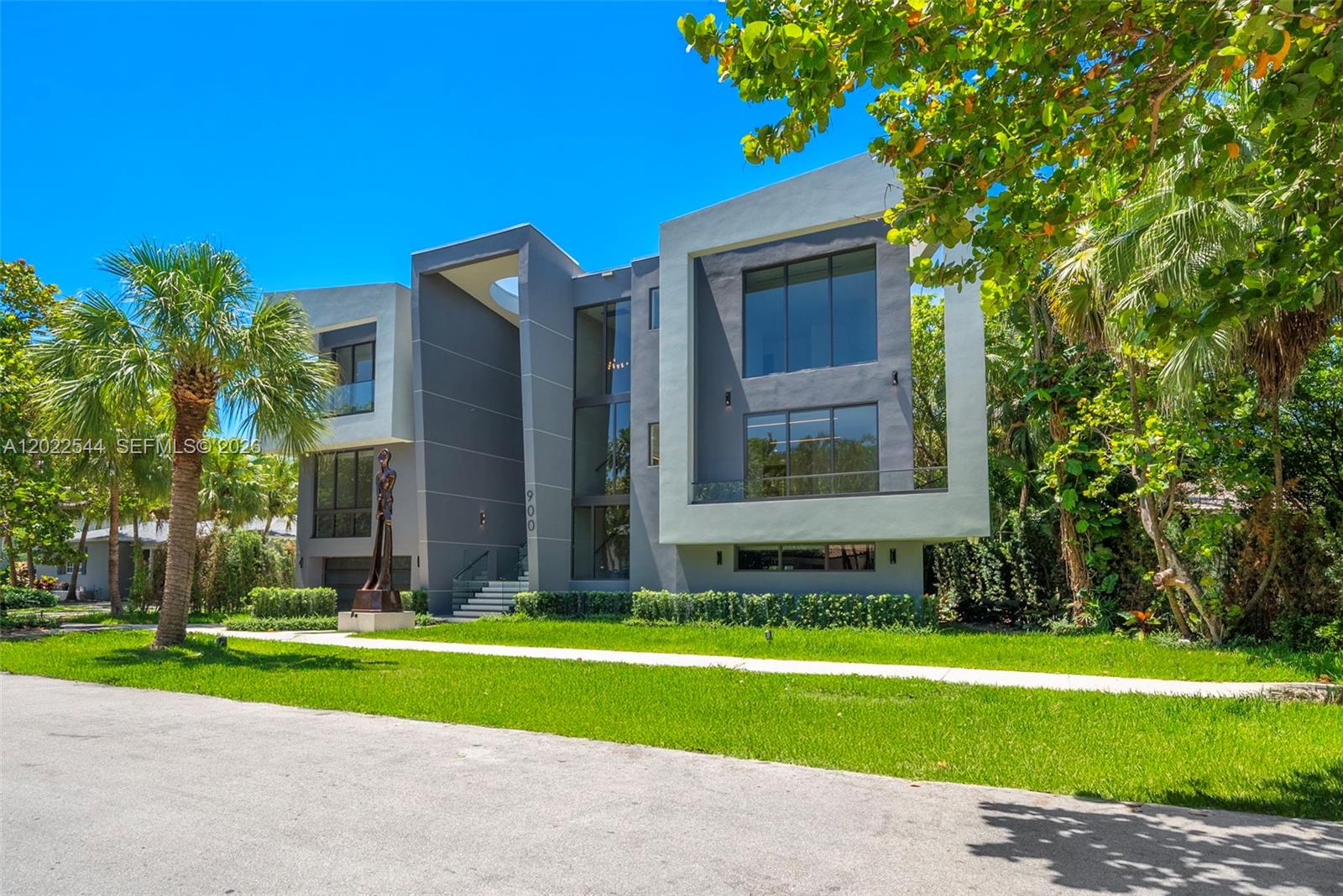 900 NE 75th St, Miami FL 33138