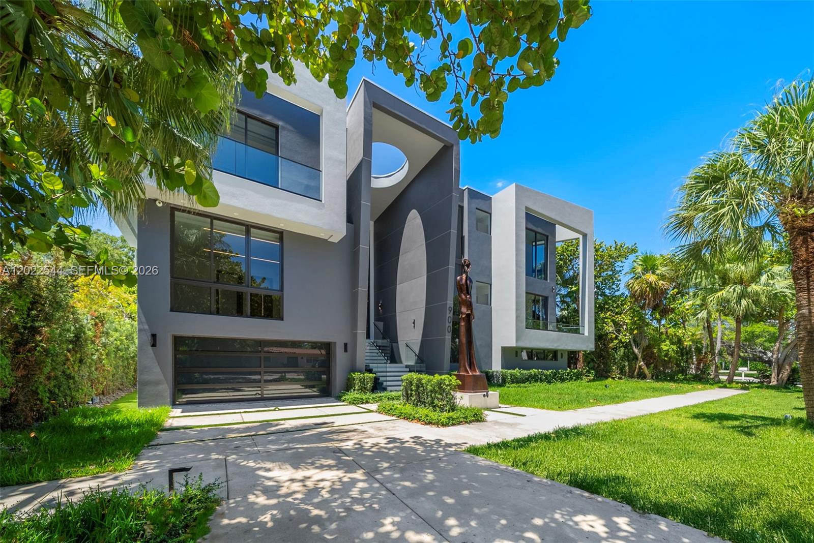 900 NE 75th St, Miami FL 33138