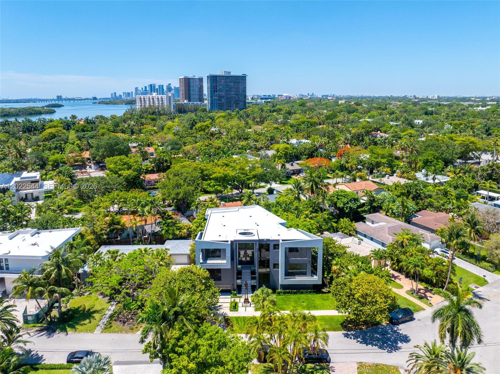 900 NE 75th St, Miami FL 33138